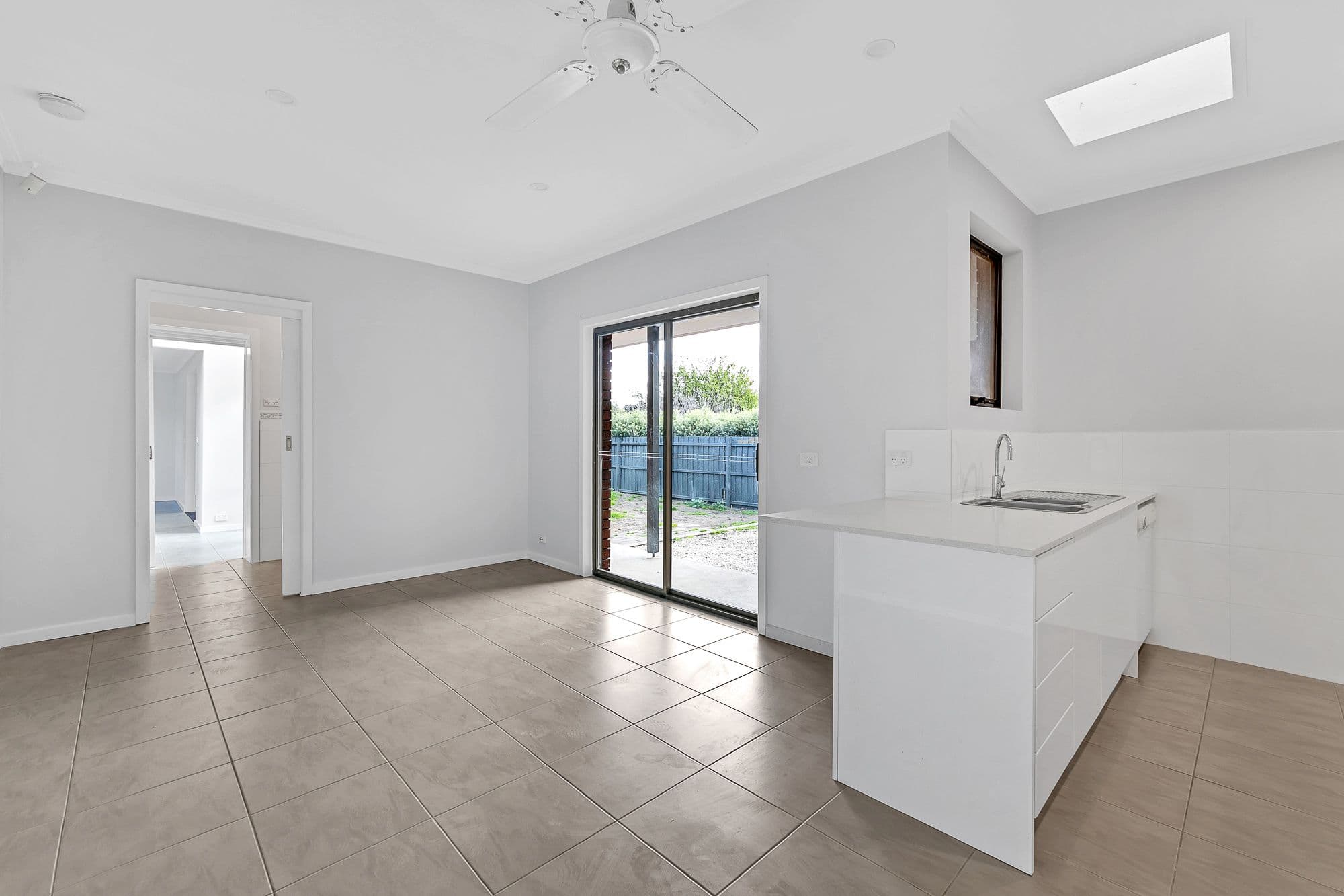8 Hague Street, Corio VIC 3214, Corio - Thumbnail 8