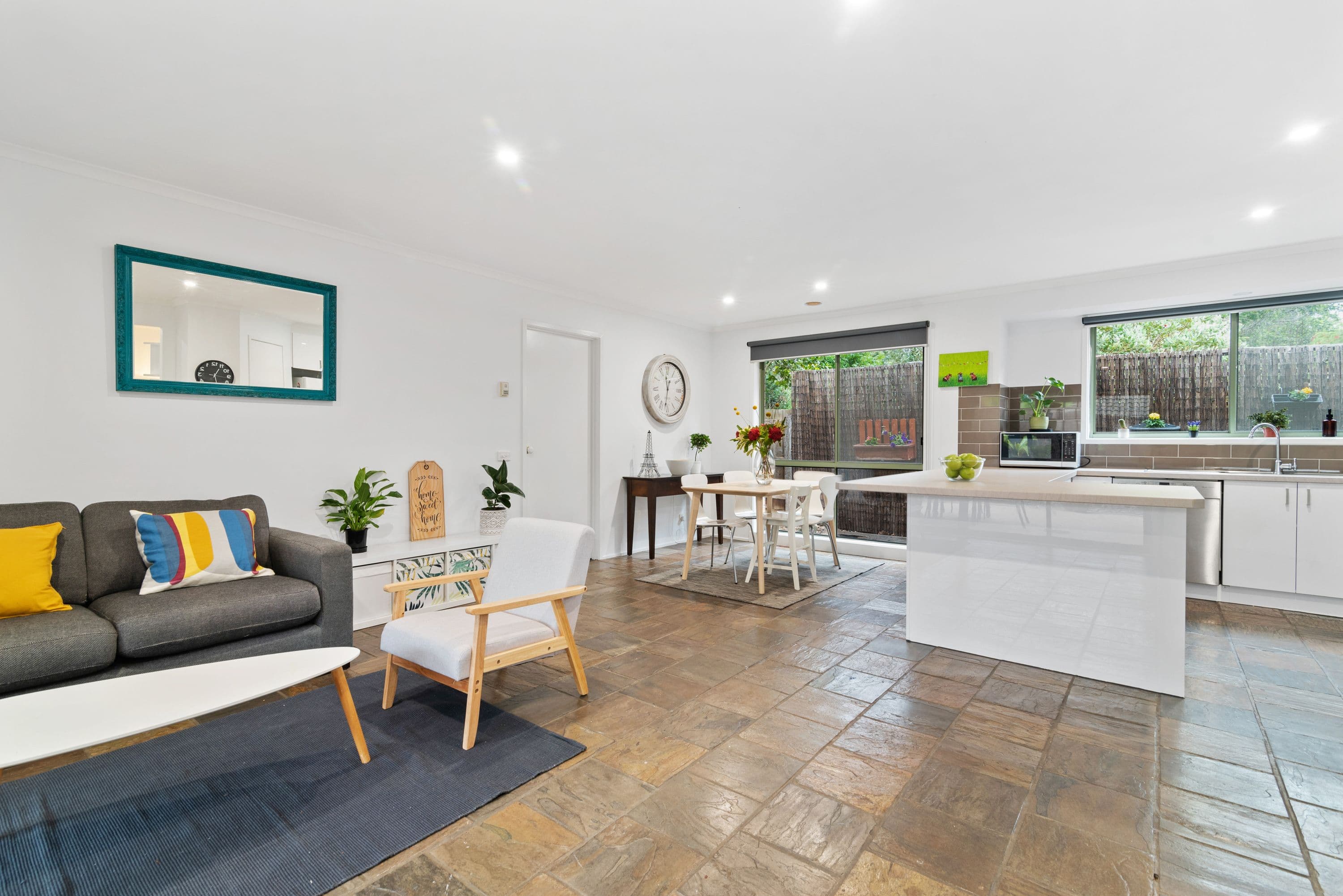 8 Perry Close, Croydon South VIC 3136, Croydon South - Thumbnail 6