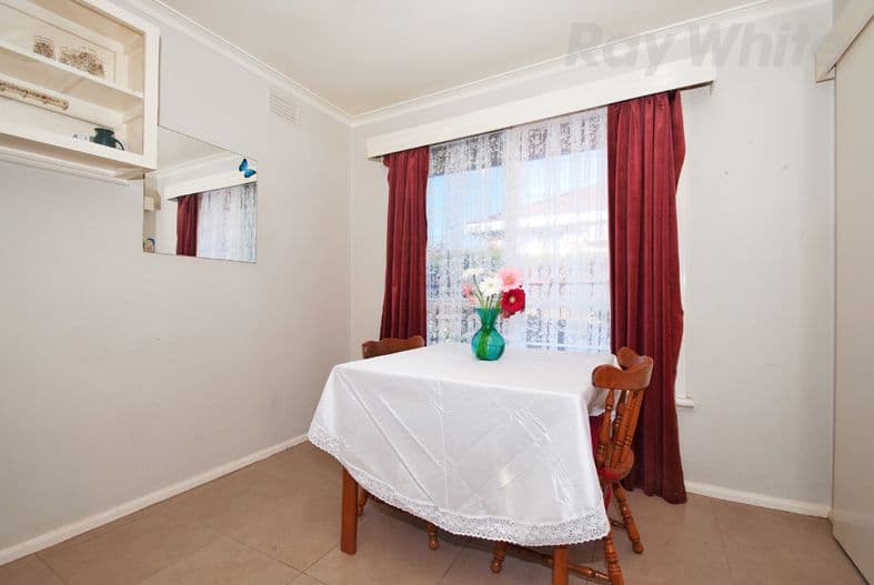 28 THOMAS Street, CROYDON SOUTH VIC 3136, Croydon South - Thumbnail 4