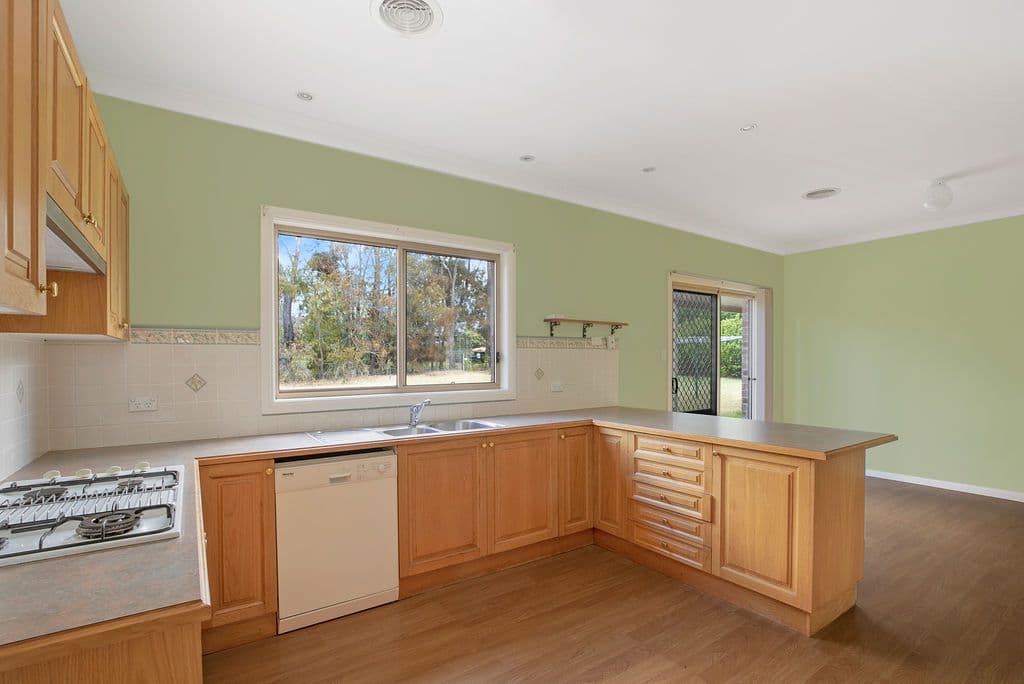 49 Wattle Street, Colo Vale - Thumbnail 5