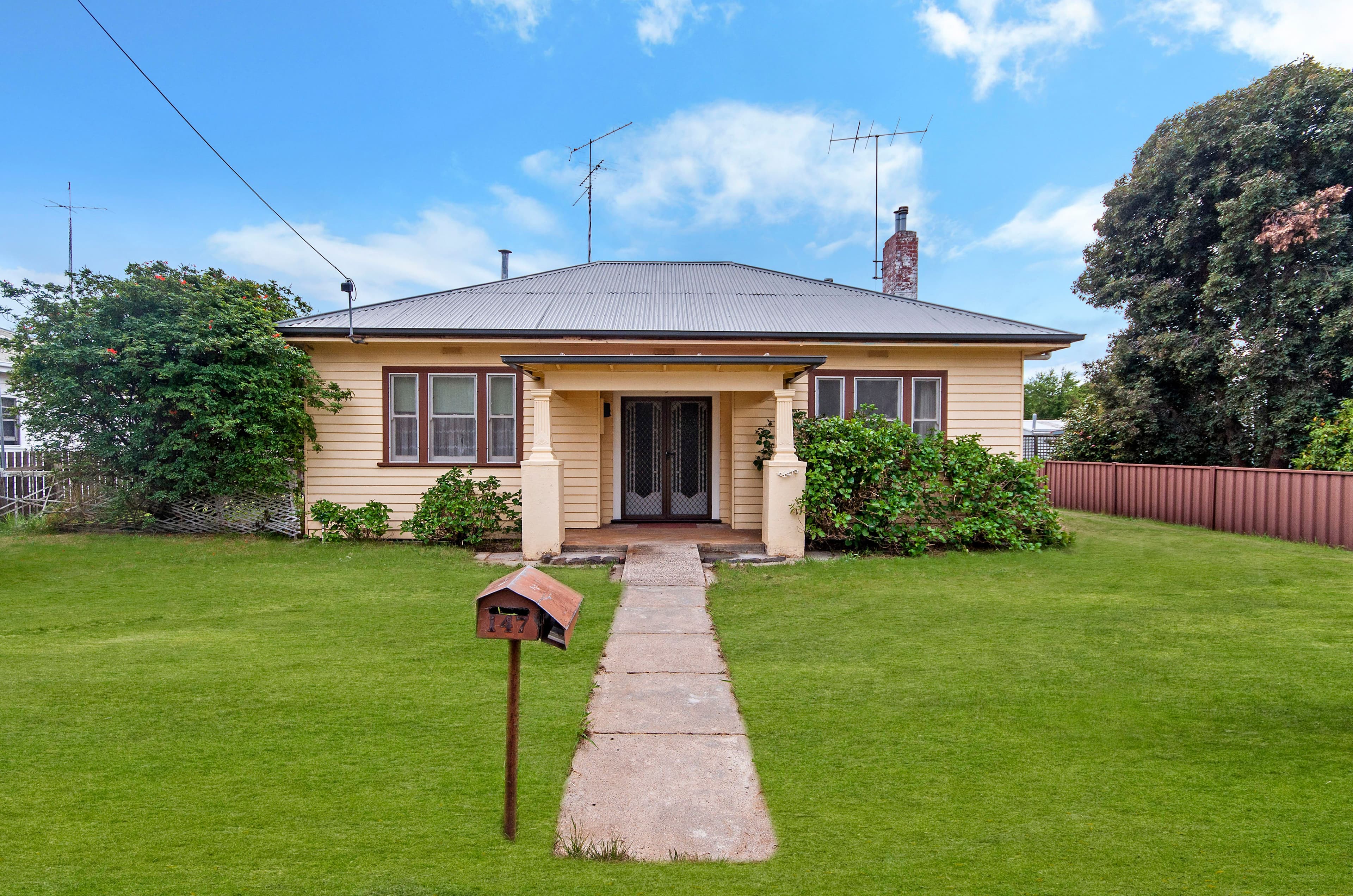 147 King Street, Hamilton VIC 3300, Hamilton - Image 1