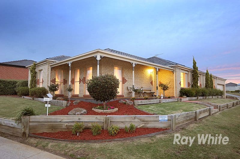 7 Willowbank, CRANBOURNE EAST VIC 3977, Cranbourne East - Thumbnail 2