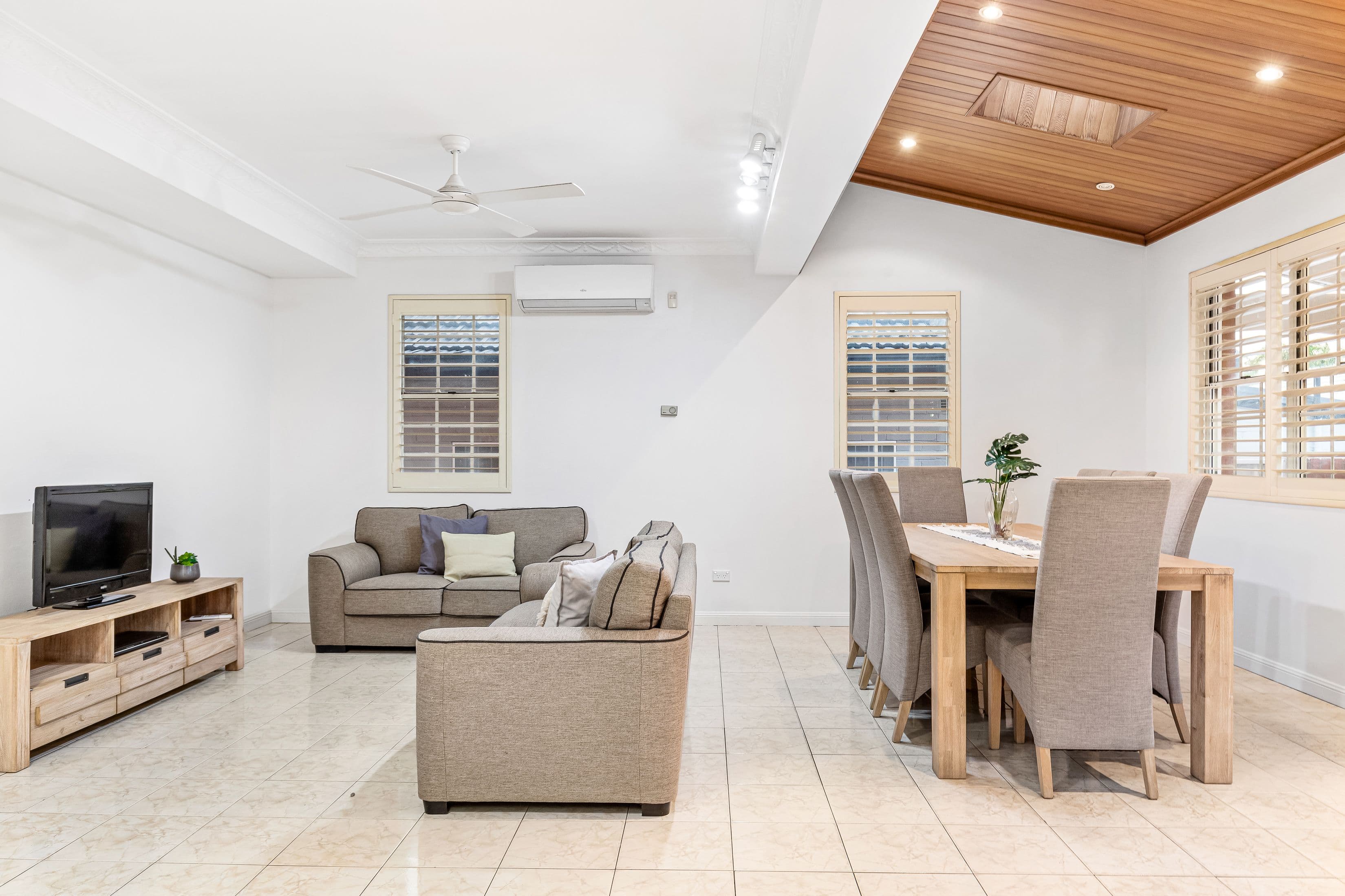 14 Rosemeath Avenue, Kingsgrove NSW 2208, Kingsgrove - Thumbnail 4