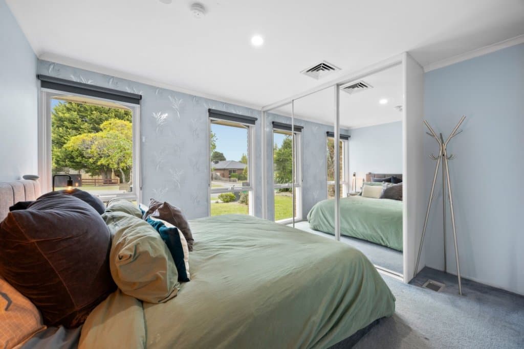 47 Guildford Crescent, Narre Warren - Thumbnail 3