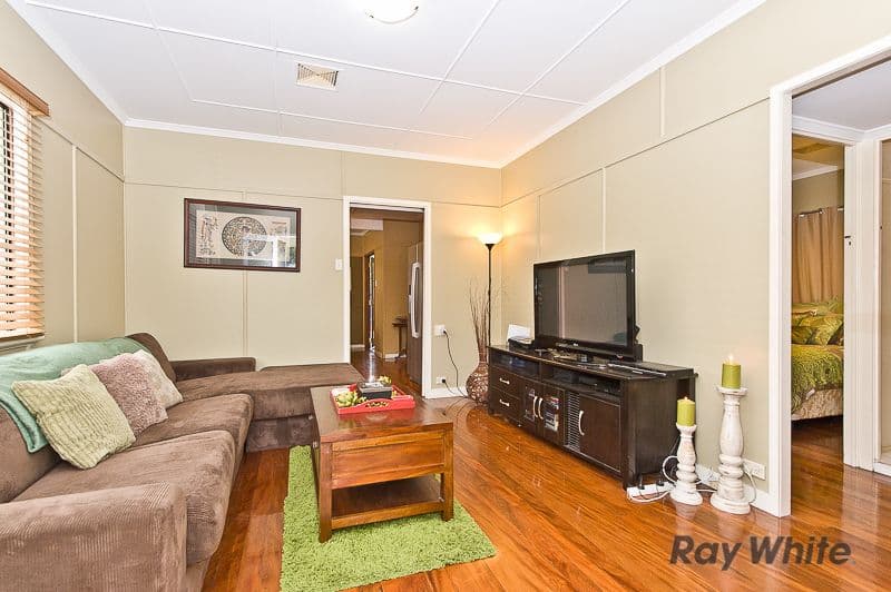74 Pascoe Street, MITCHELTON QLD 4053, Mitchelton - Thumbnail 2