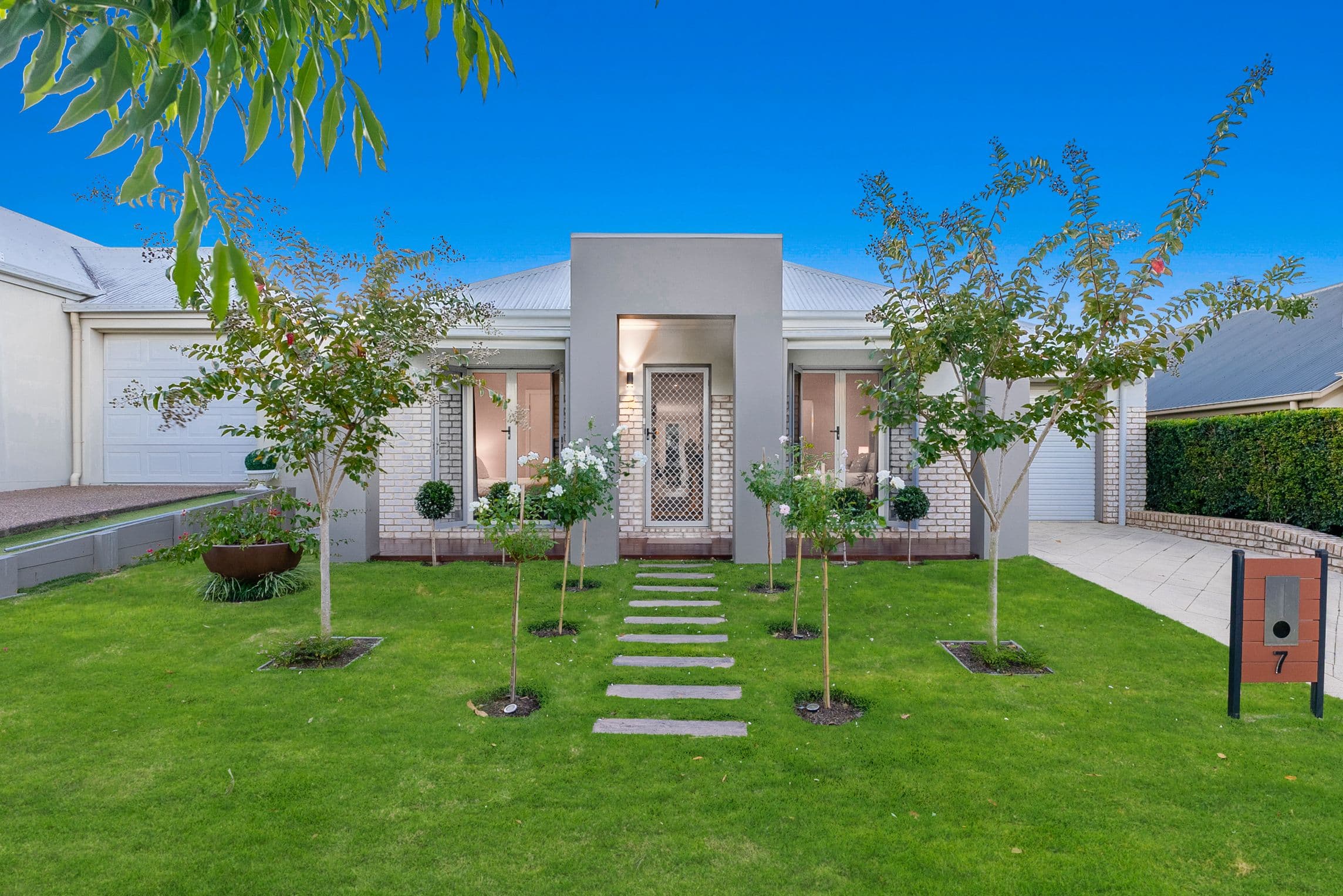 7 Douglas Circuit, North Lakes QLD 4509, North Lakes - Thumbnail 2