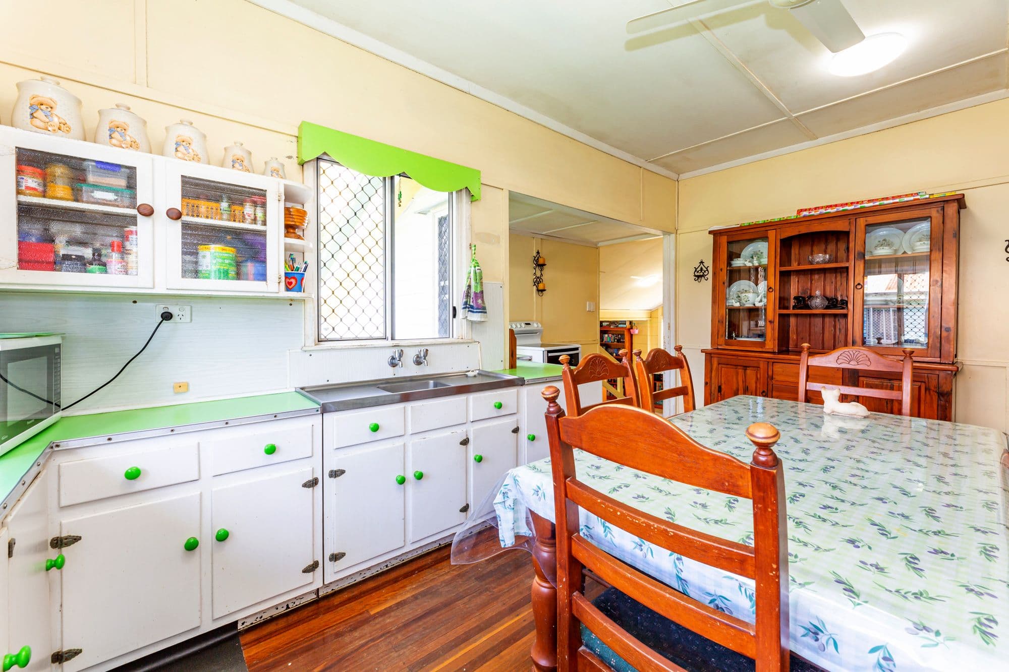 100 Crofton Street, Bundaberg West QLD 4670, Bundaberg West - Thumbnail 8