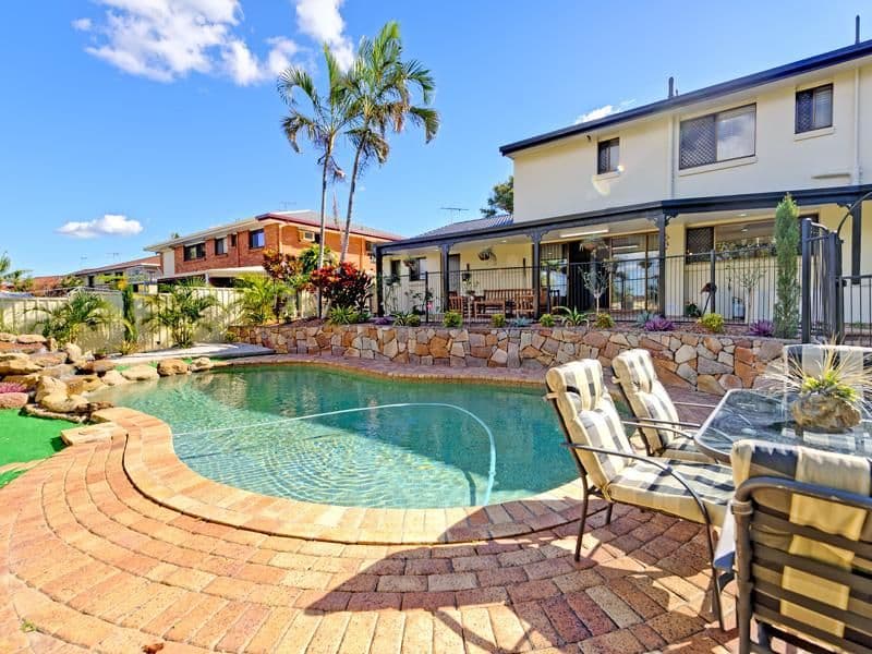 15 Pineneedle Place, SUNNYBANK HILLS QLD 4109, Sunnybank Hills - Thumbnail 2