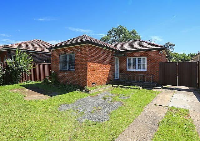 5 Park Avenue, PUNCHBOWL NSW 2196, Punchbowl - Image 1