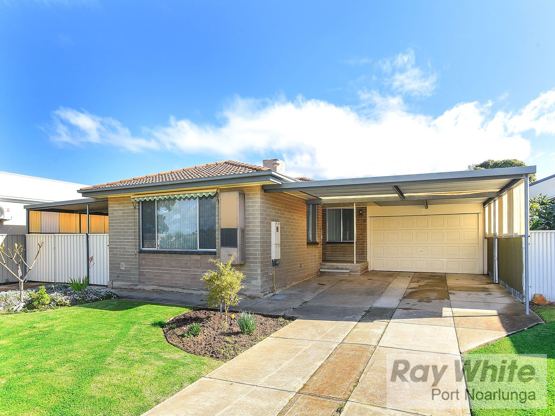 32 Gayundah Crescent, O'Sullivan Beach SA 5166, O'Sullivan Beach - Image 1