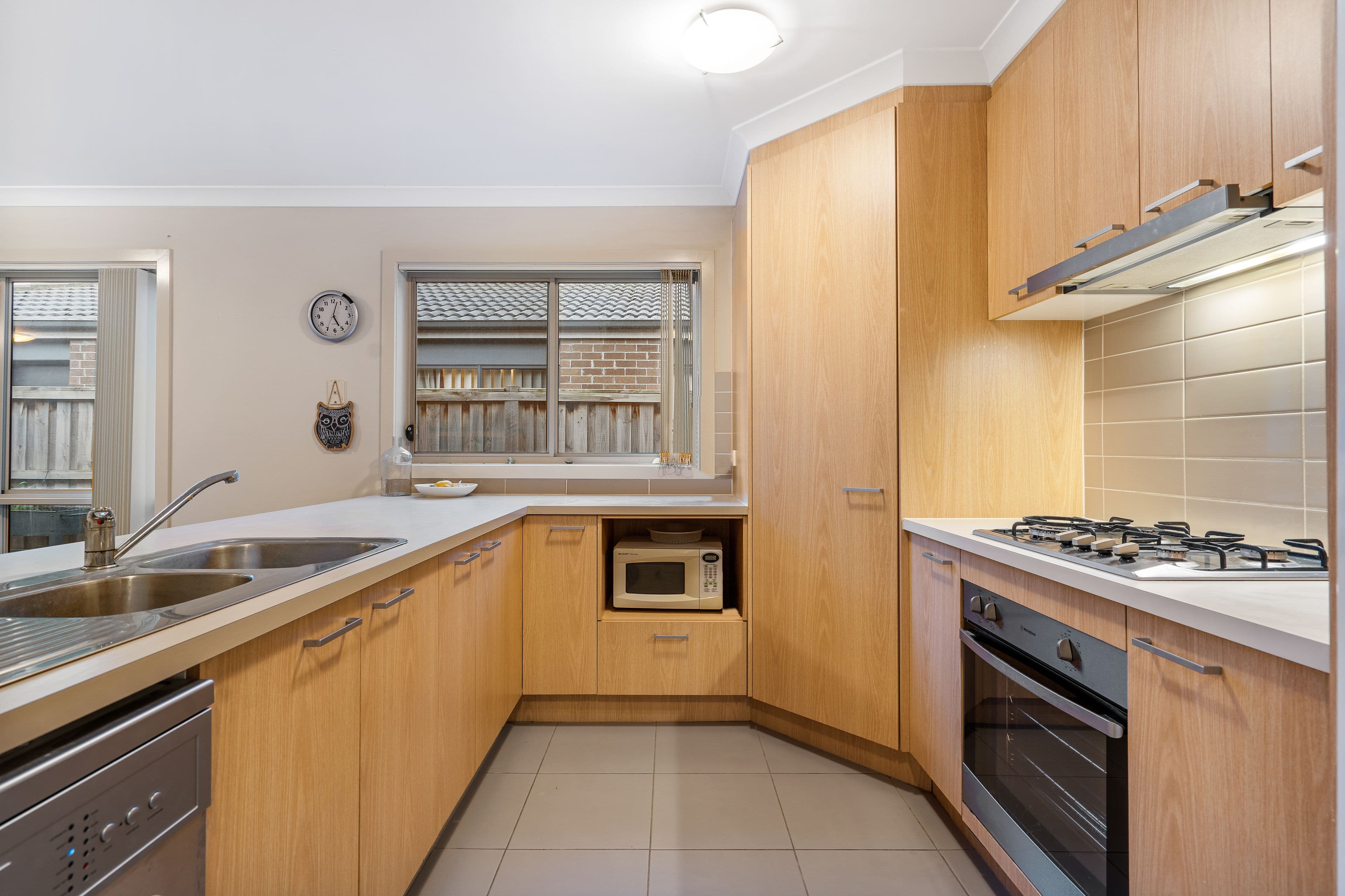 19 Stoneyfell Road, Point Cook VIC 3030, Point Cook - Thumbnail 3