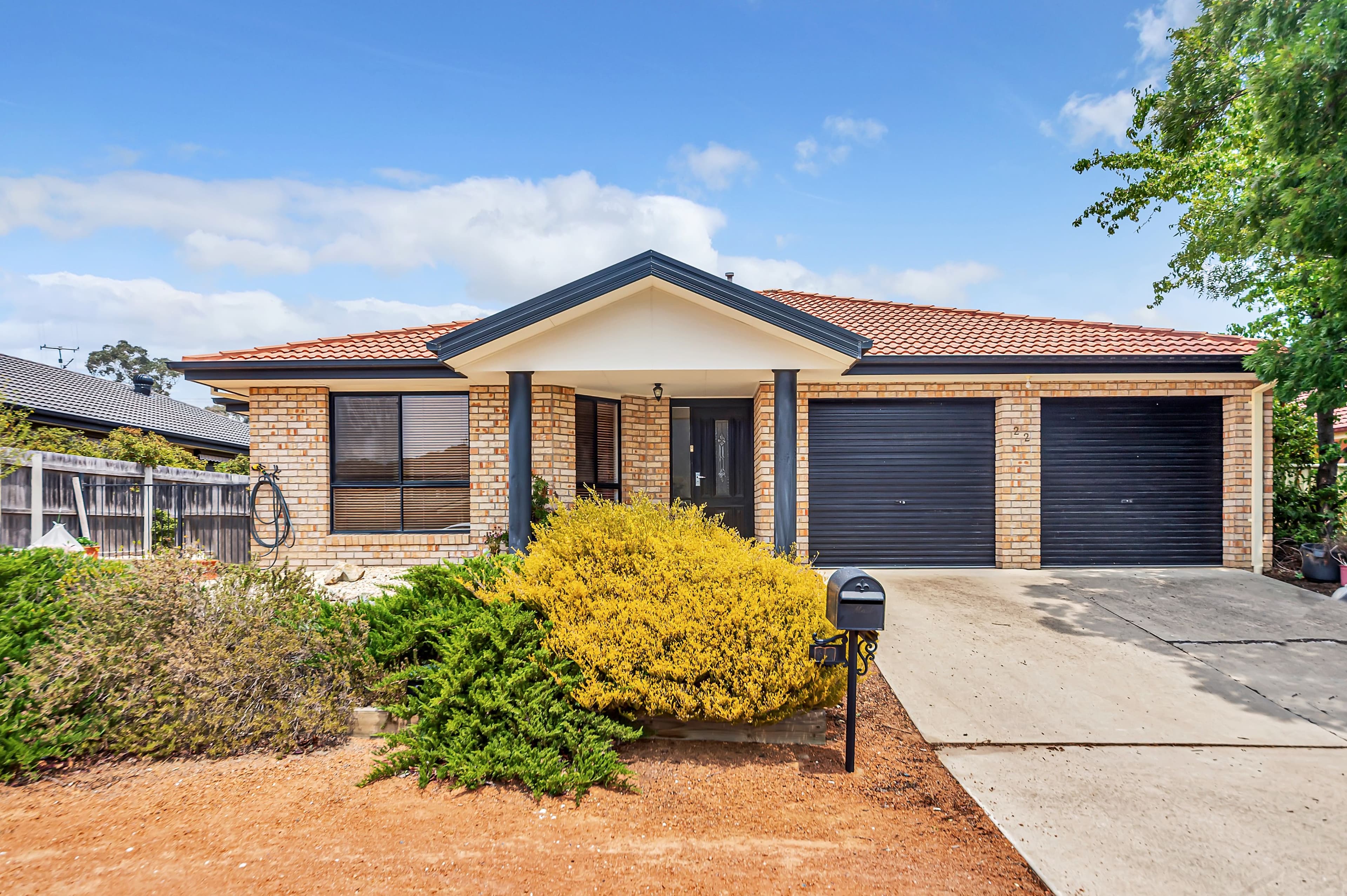 22 Pannamena Crescent, Jerrabomberra - Thumbnail 2