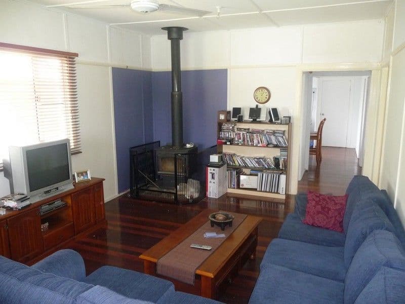17 Victoria Street, GOOMBUNGEE QLD 4354, Goombungee - Thumbnail 2