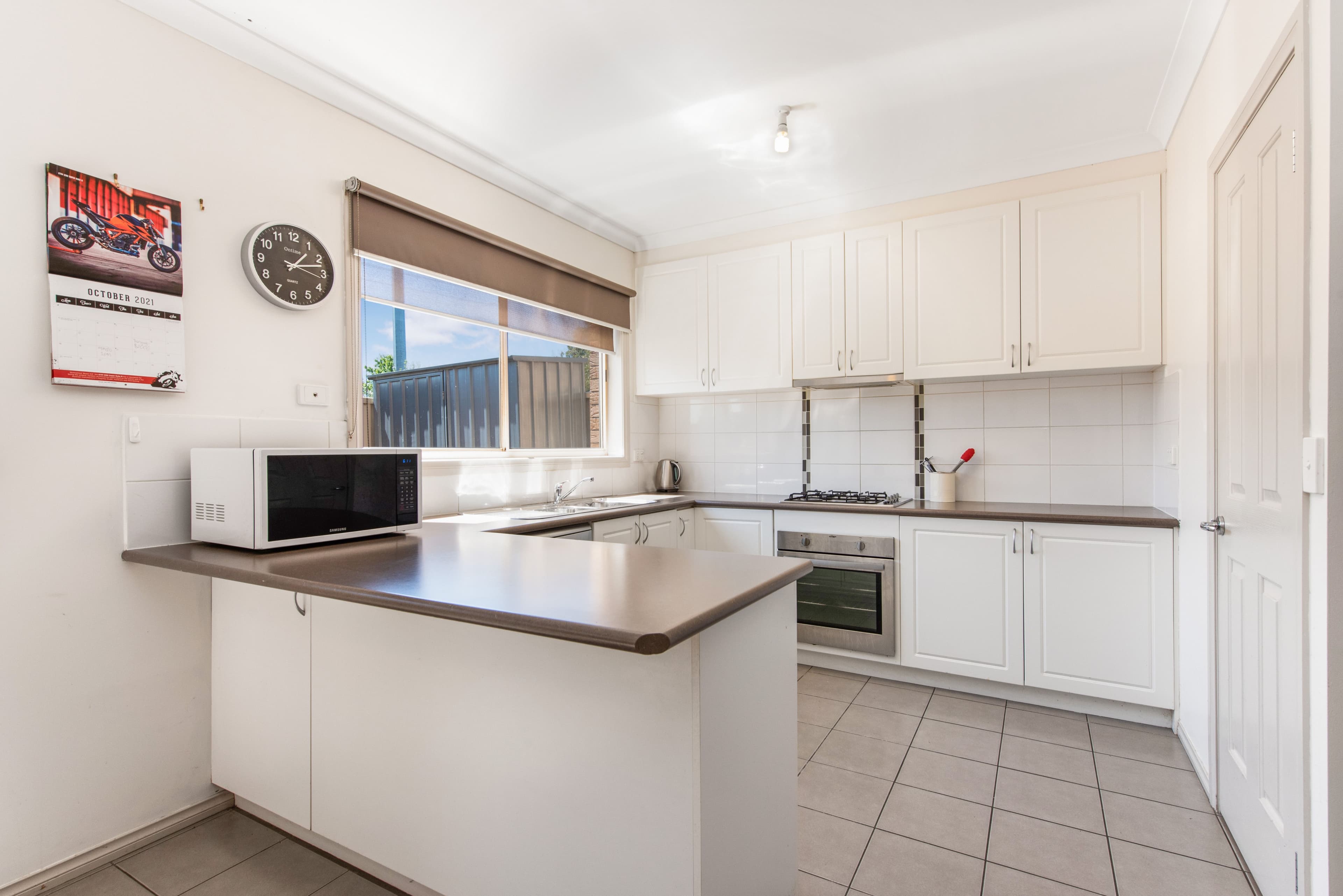 2-4 Bluehills Boulevard, Pakenham VIC 3810, Pakenham - Thumbnail 4