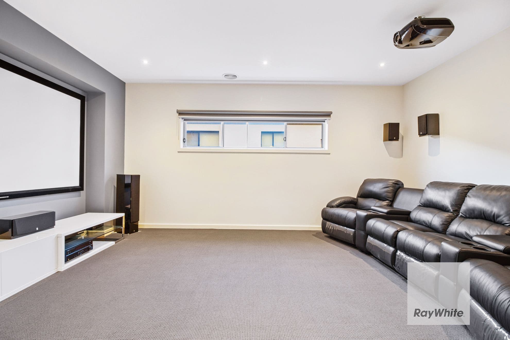 6 Wells Avenue, Taylors Hill VIC 3037, Taylors Hill - Thumbnail 4
