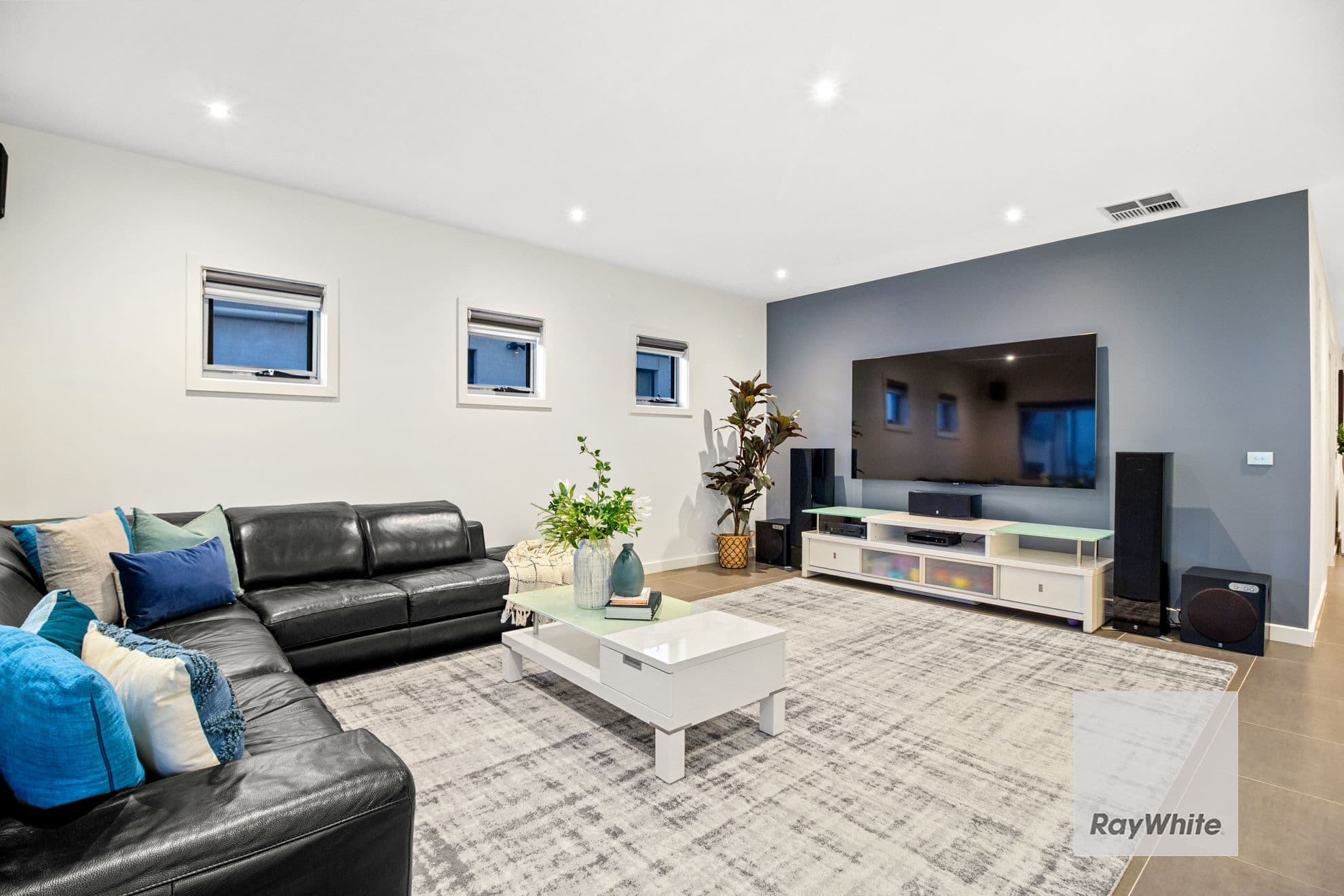 6 Wells Avenue, Taylors Hill VIC 3037, Taylors Hill - Thumbnail 7