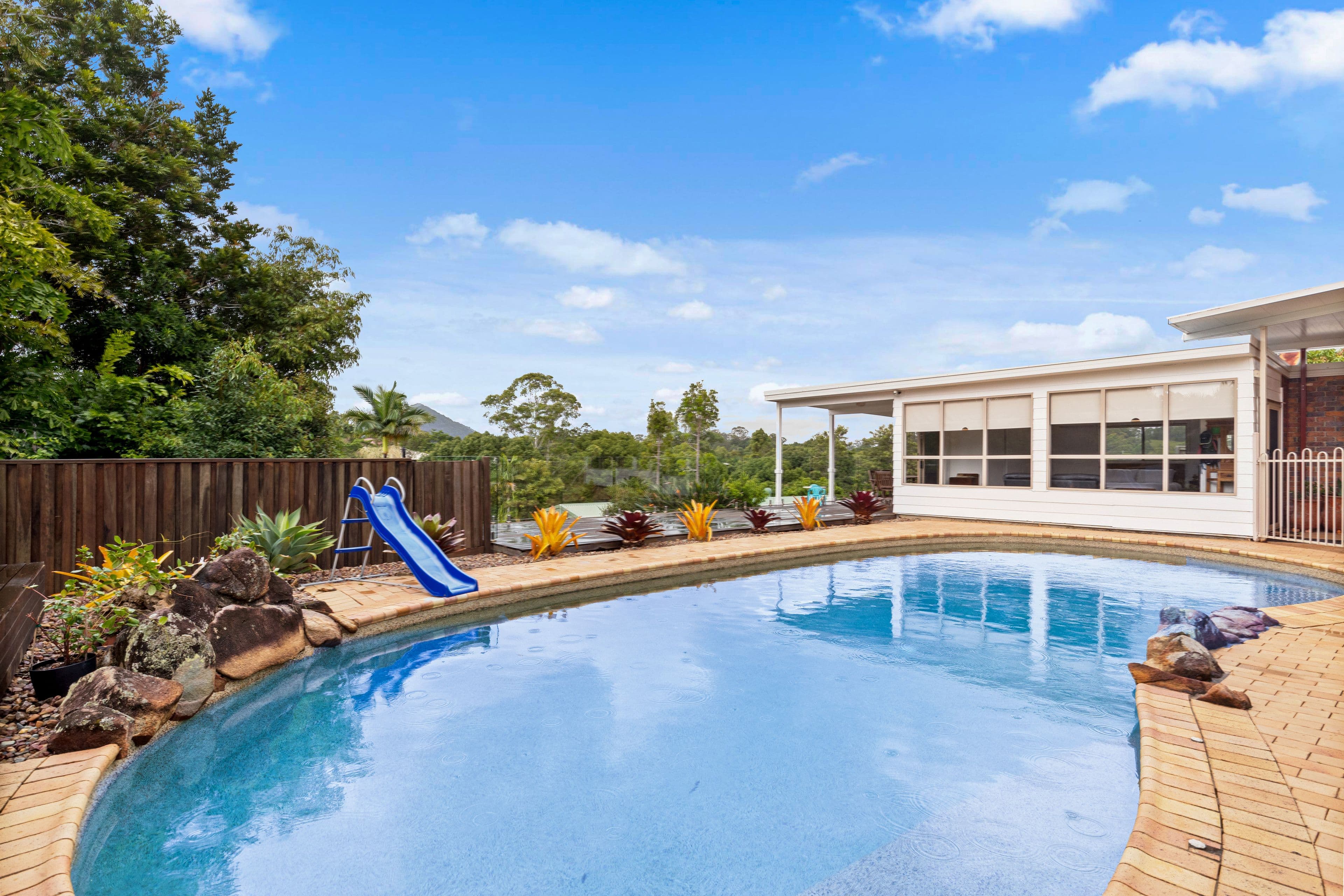 4 Falcon Crescent, Cooroy QLD 4563, Cooroy - Thumbnail 2