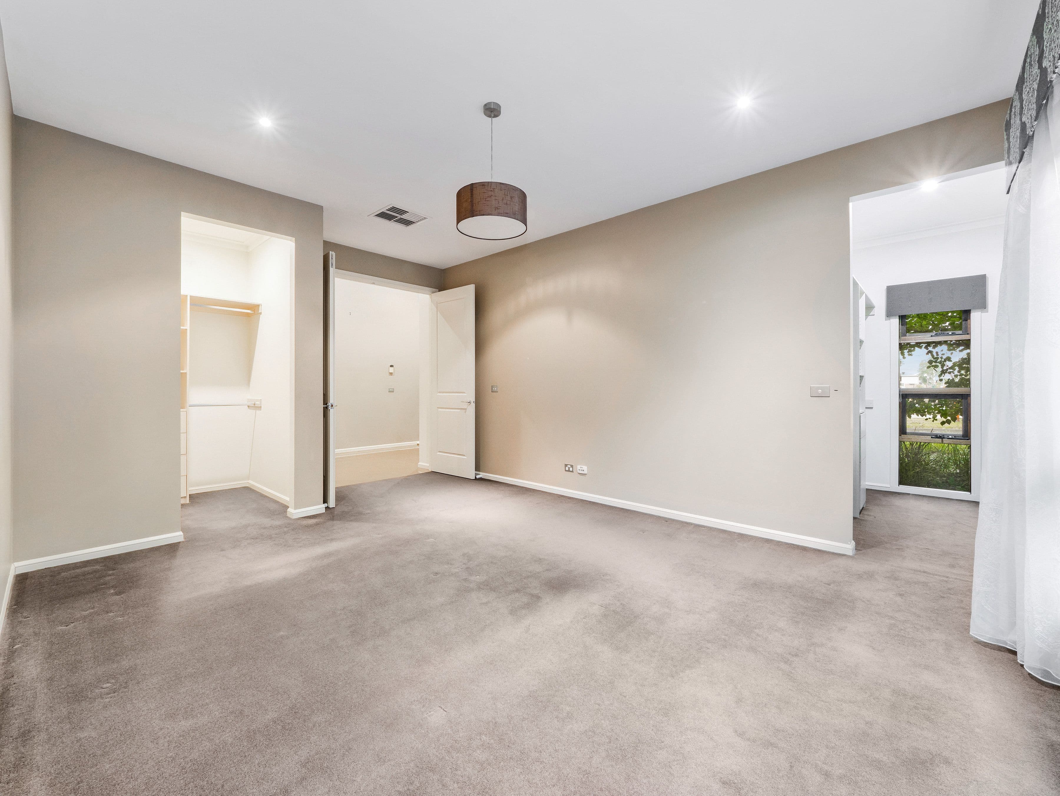 8 Red Maple Drive, Cranbourne West VIC 3977, Cranbourne West - Thumbnail 6