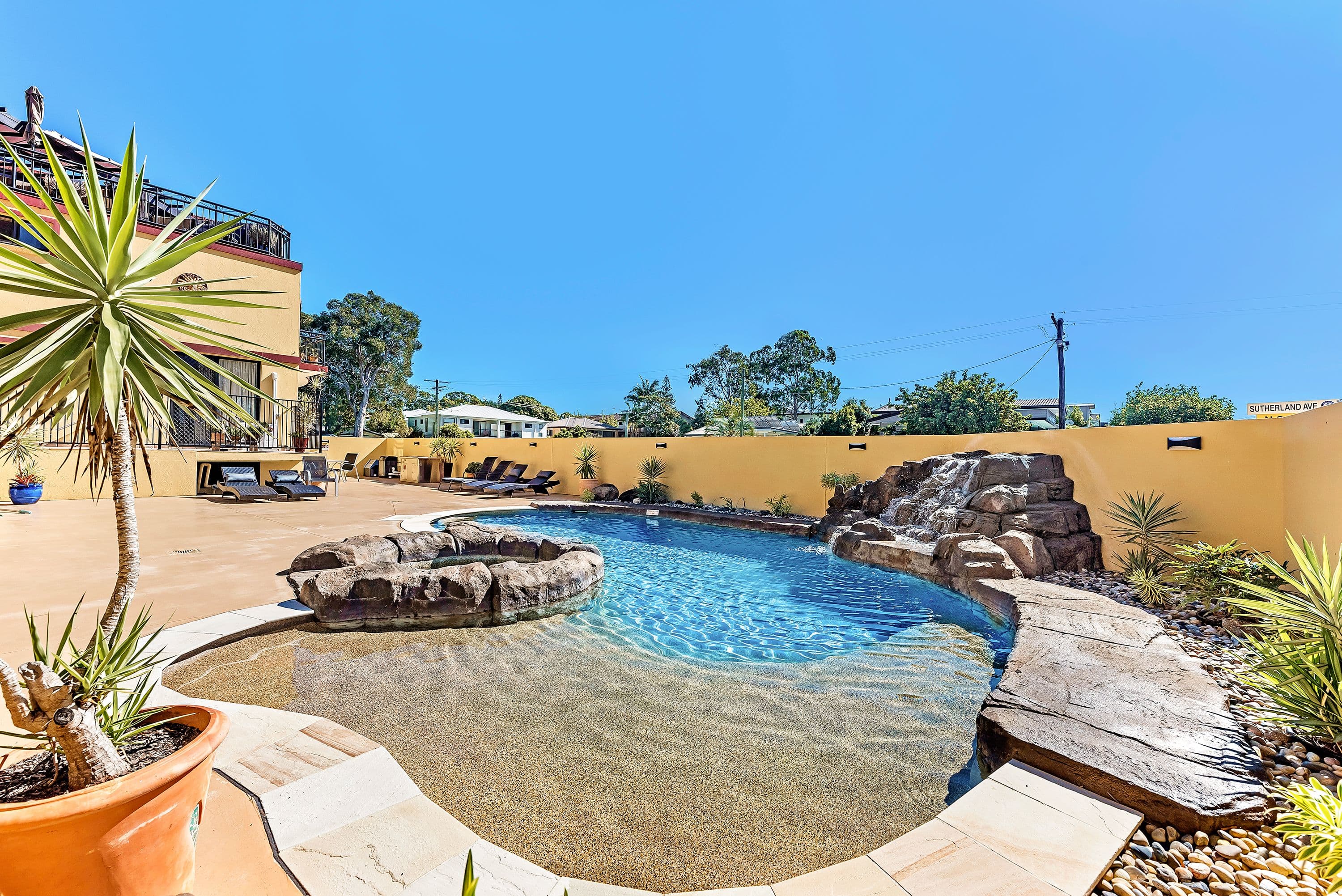 10-12 Bath Street, Labrador QLD 4215, Labrador - Thumbnail 2