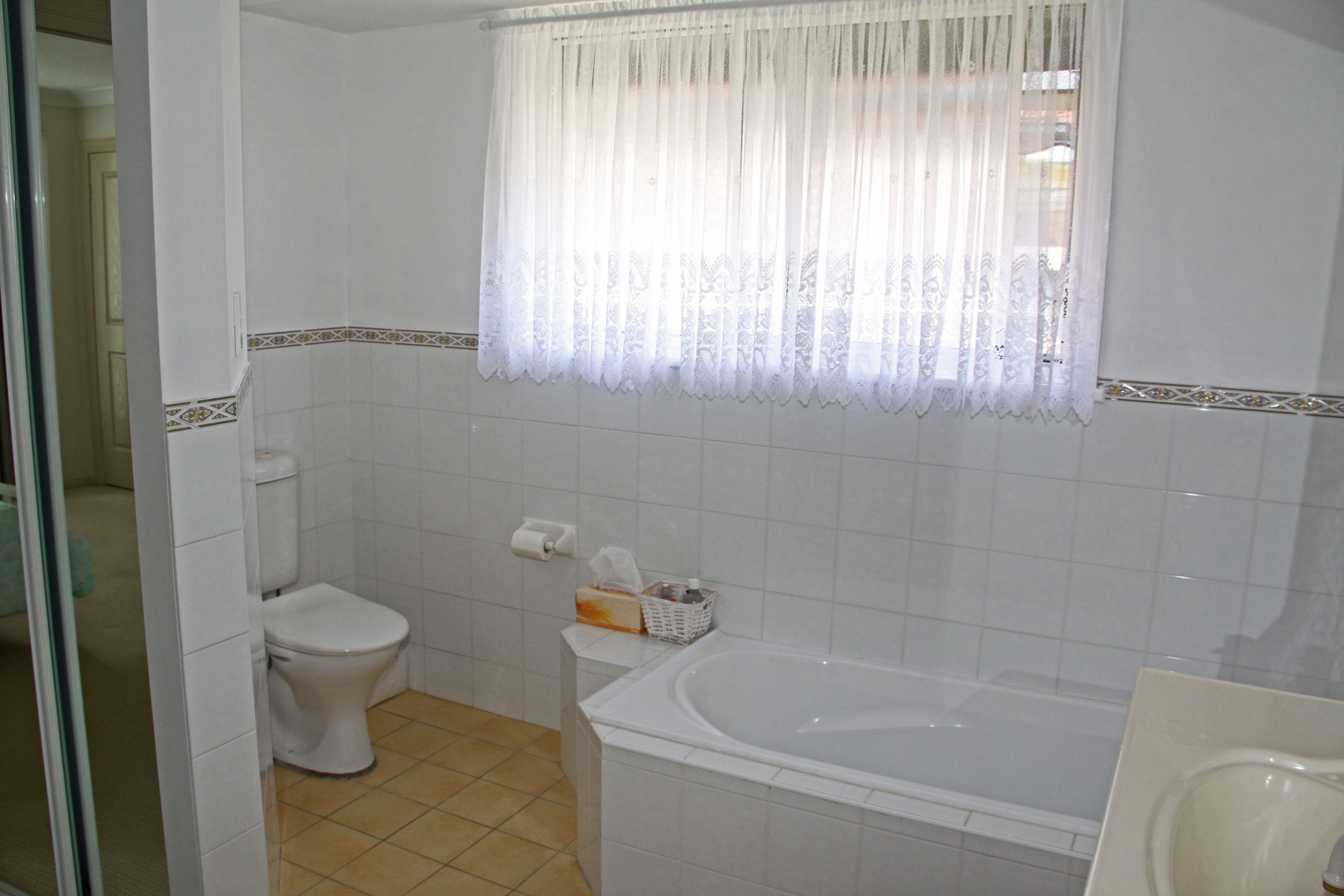 3 Diamentina Way, Lakewood - Thumbnail 5