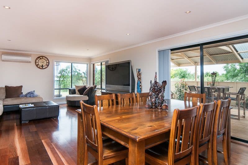 10 Emma Road, NAIRNE SA 5252, Nairne - Thumbnail 3