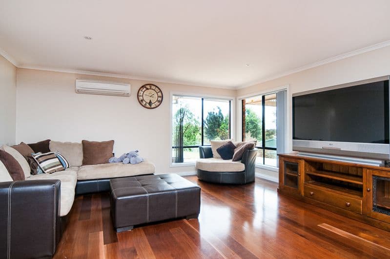 10 Emma Road, NAIRNE SA 5252, Nairne - Thumbnail 4