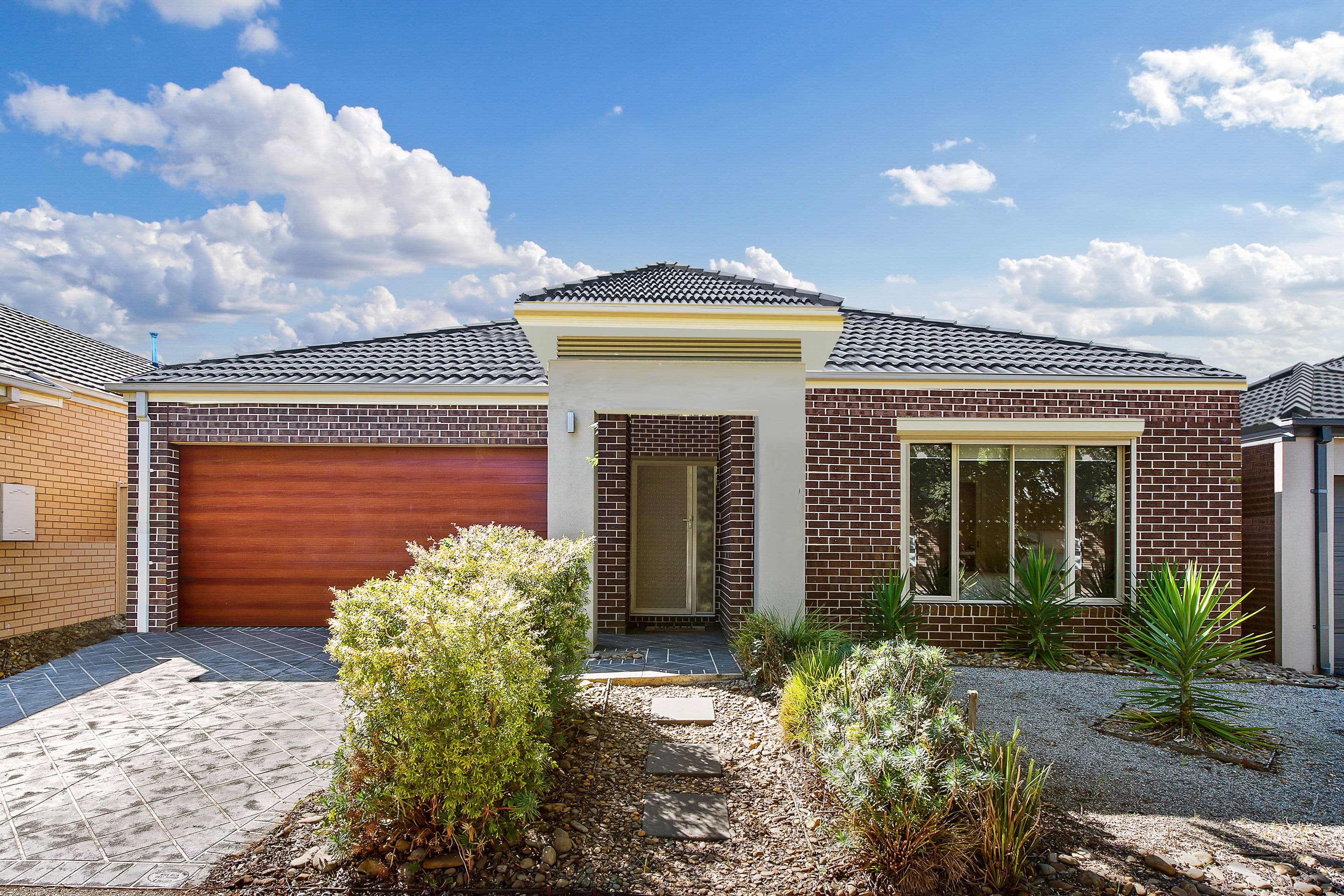 9 Stradbroke Gardens, Caroline Springs VIC 3023, Caroline Springs - Image 1