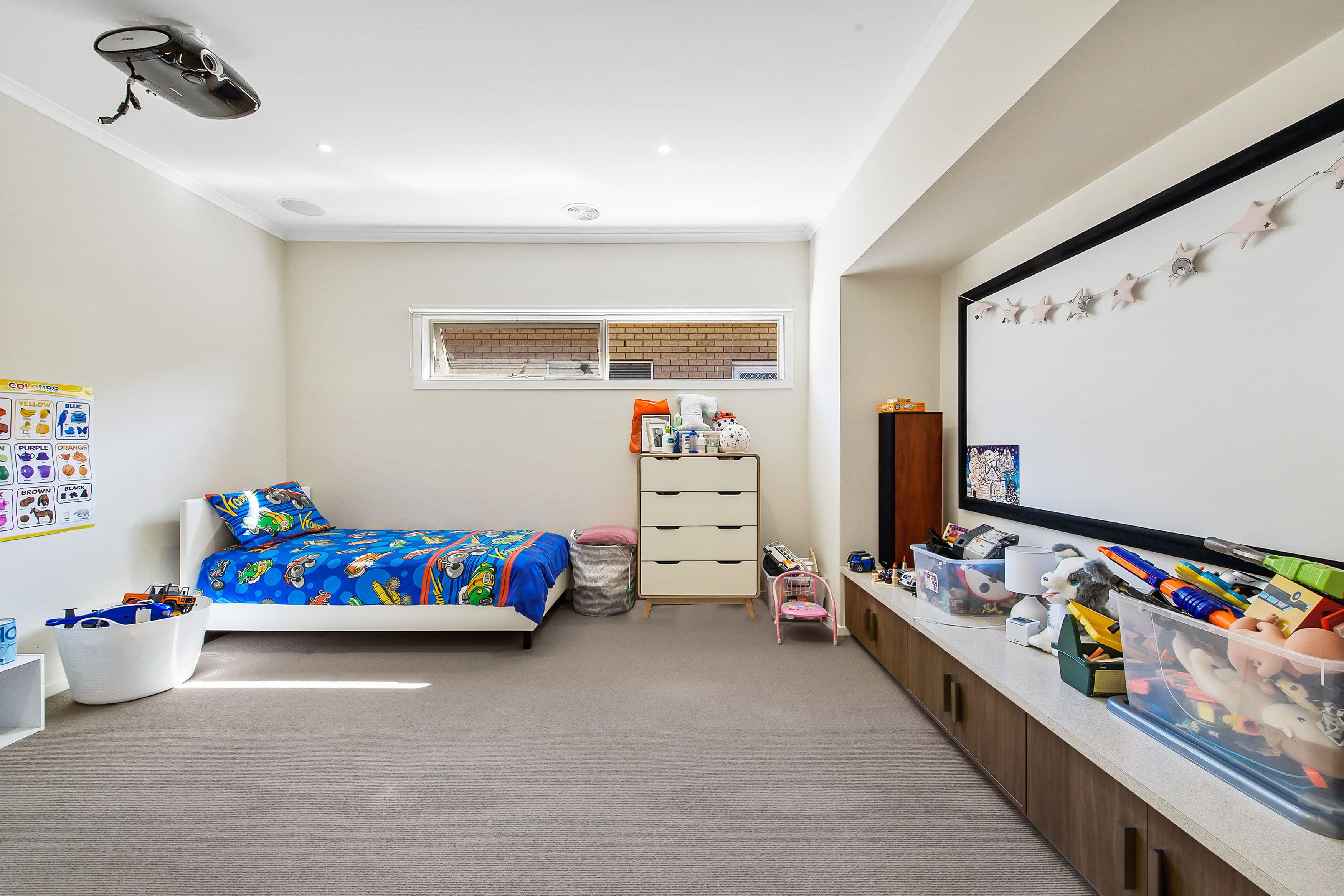 9 Stradbroke Gardens, Caroline Springs VIC 3023, Caroline Springs - Thumbnail 8