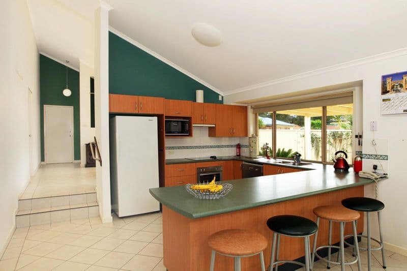 14 Mahogany Place, NORTH NOWRA NSW 2541, North Nowra - Thumbnail 4