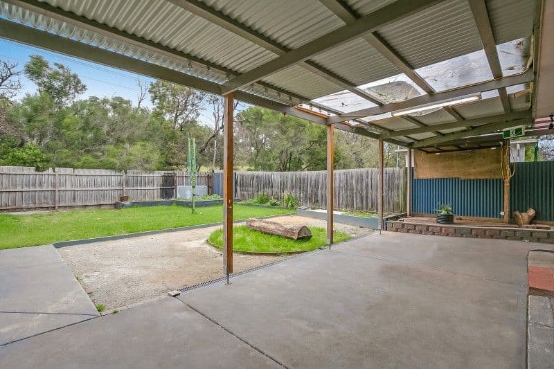 102 Rosemary Crescent, Frankston North VIC 3200, Frankston North - Thumbnail 5