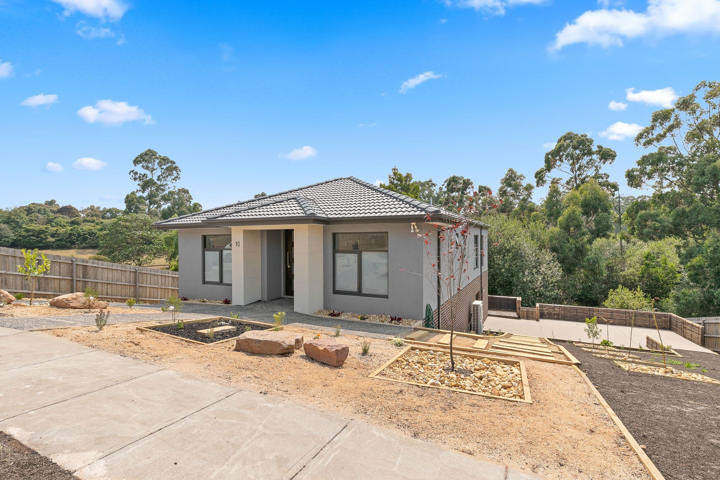 10 Mathew Court, Drouin VIC 3818, Drouin - Image 1