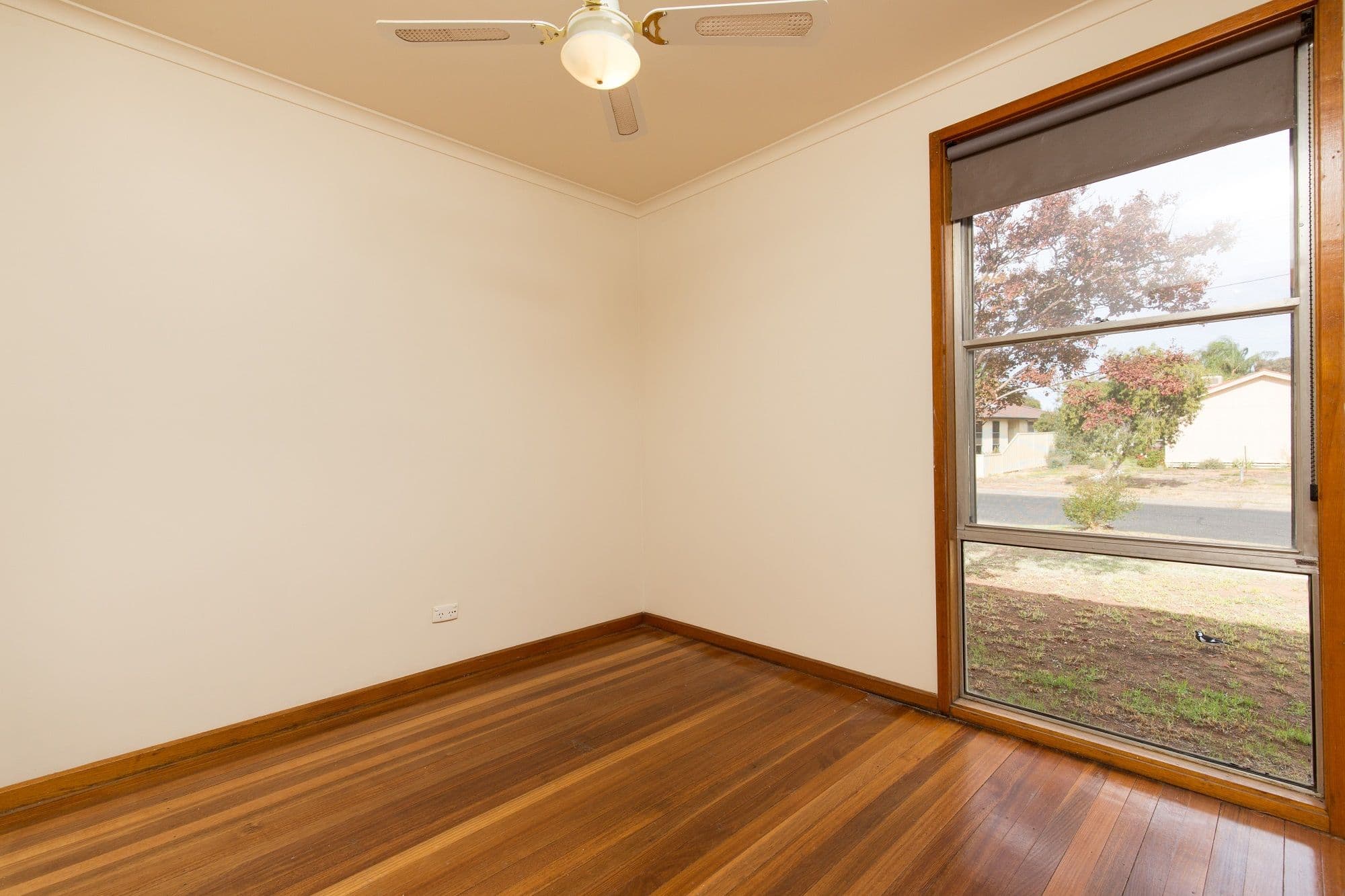 98 Carrington Street, REVESBY NSW 2212, Revesby - Thumbnail 5
