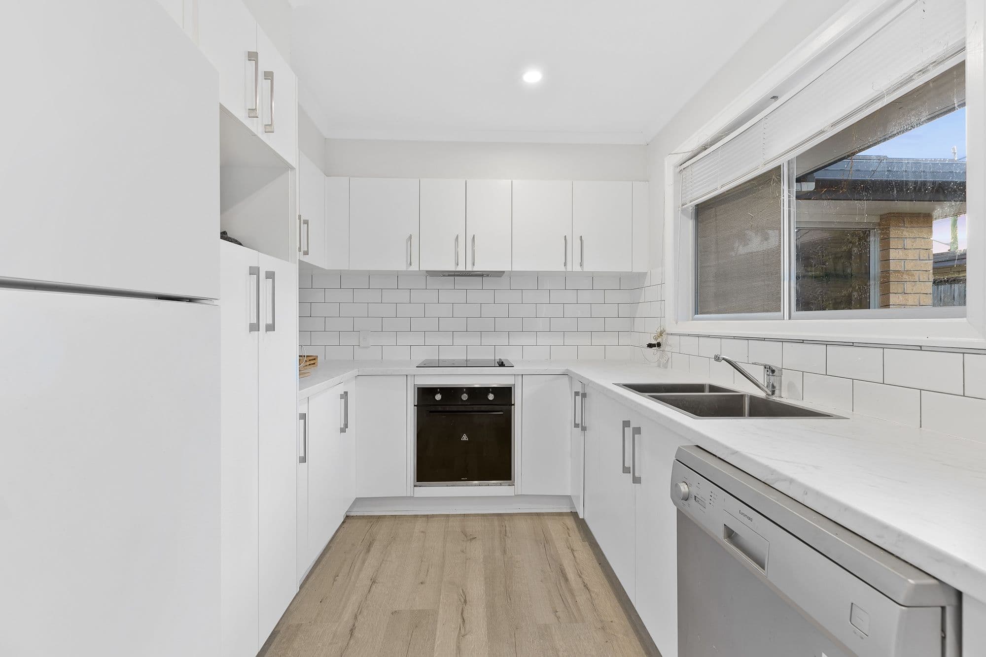 54 Camelia Avenue, Everton Hills QLD 4053, Everton Hills - Thumbnail 7