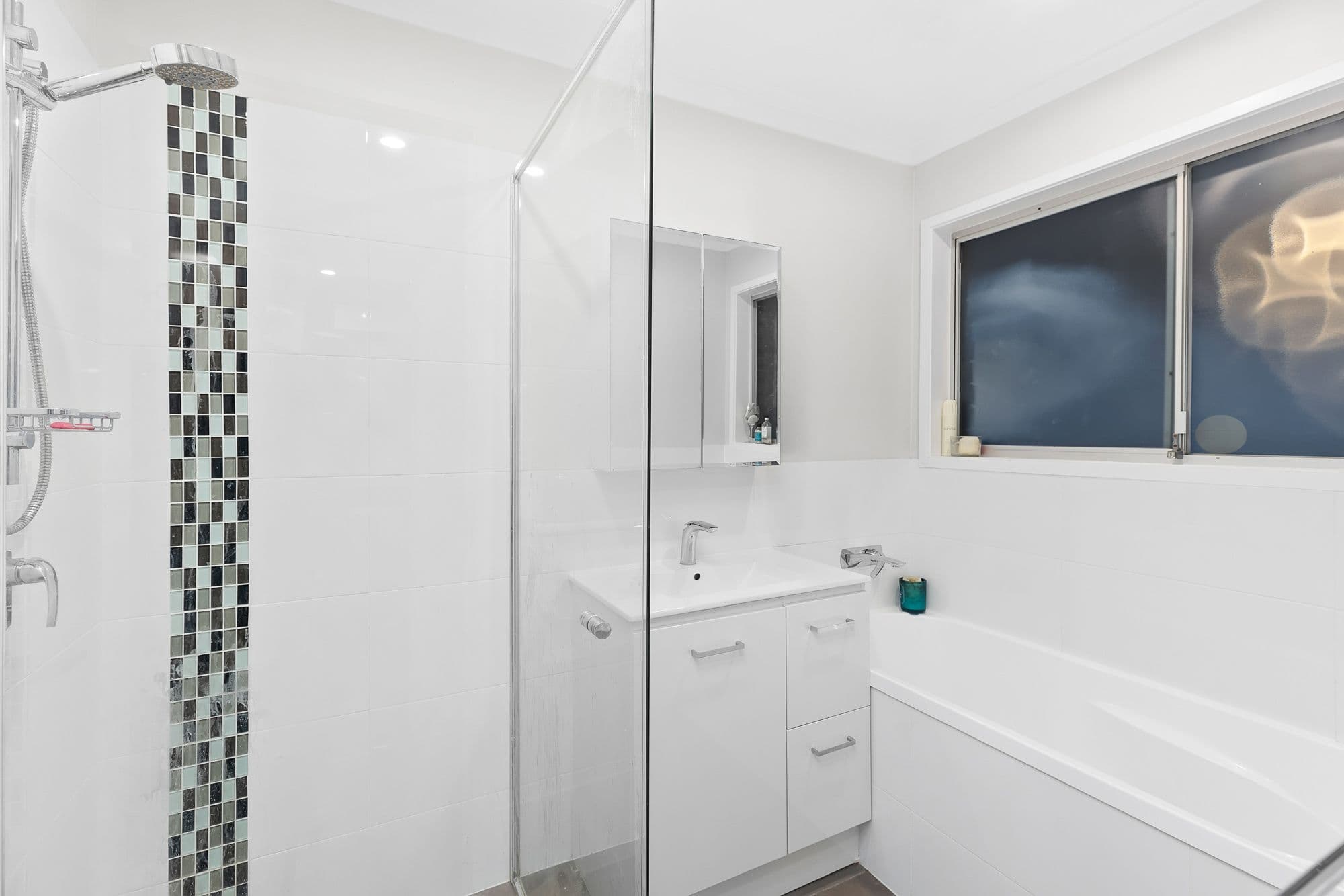 54 Camelia Avenue, Everton Hills QLD 4053, Everton Hills - Thumbnail 8
