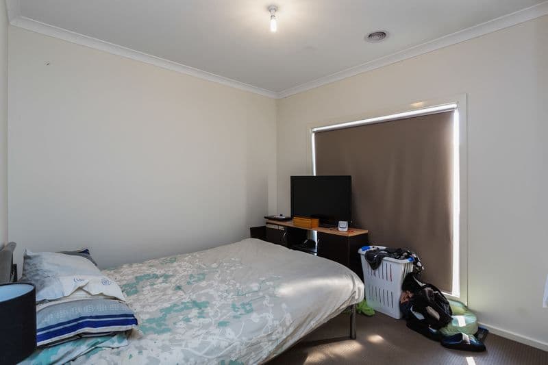 7 Fishburn Grove, MELTON WEST VIC 3337, Melton West - Thumbnail 5