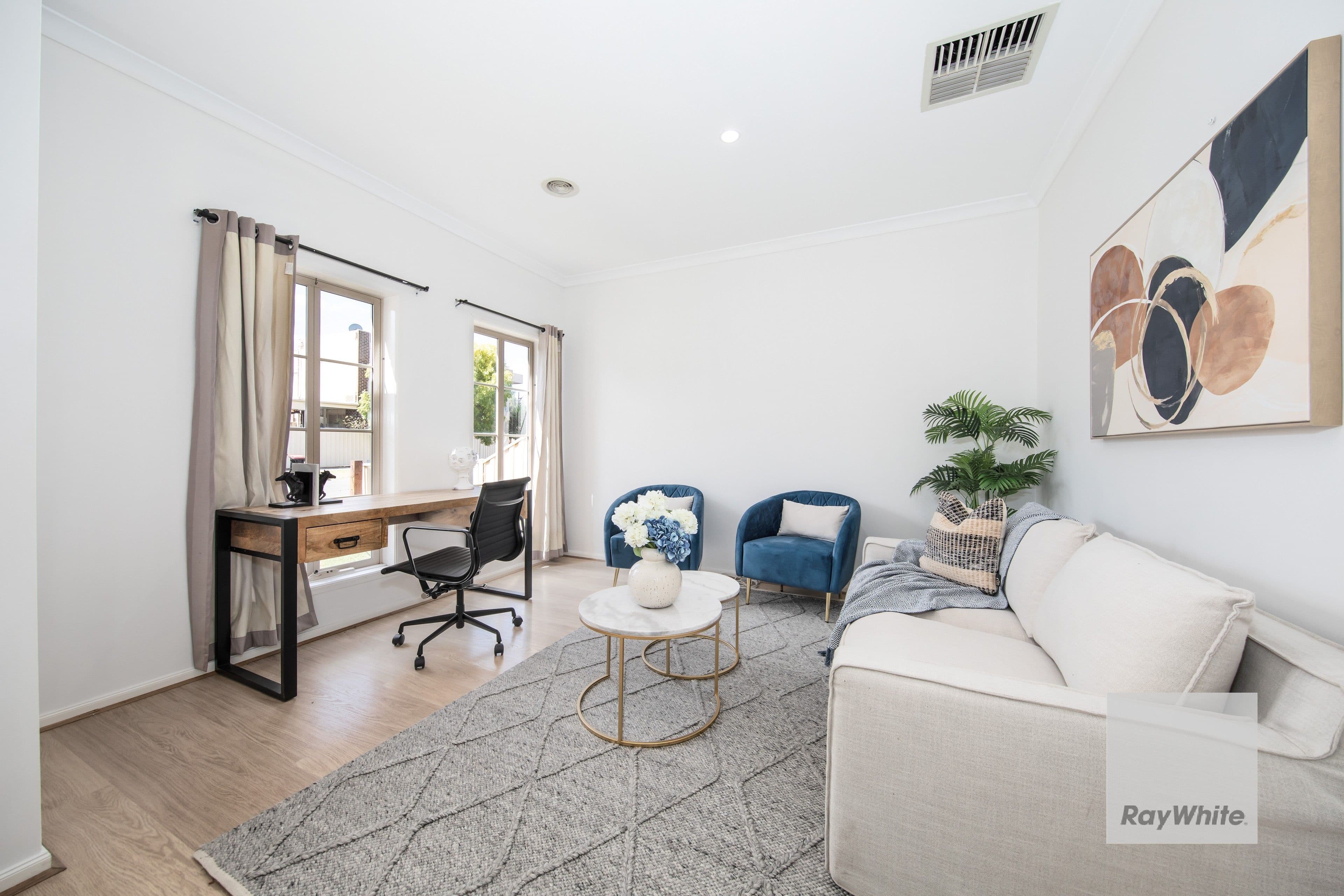 4 Landcox Way, Caroline Springs VIC 3023, Caroline Springs - Thumbnail 2