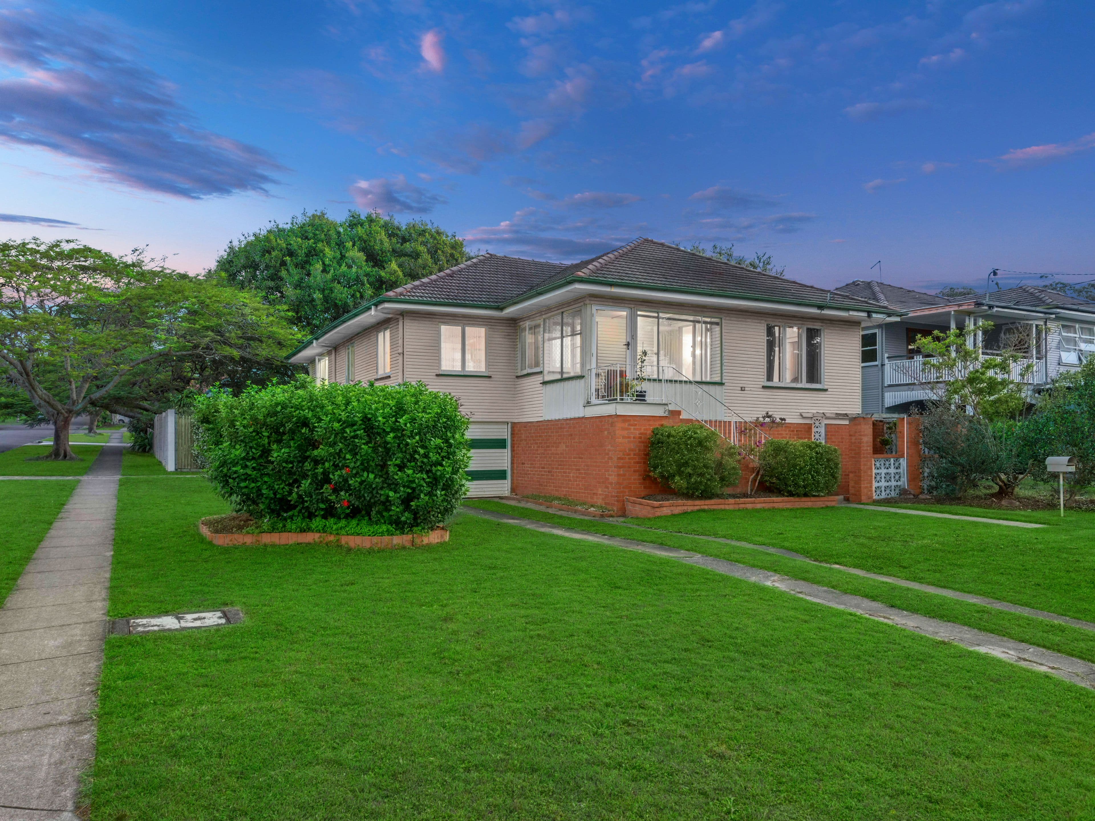 5 Carol Crescent, Morphett Vale - Image 1
