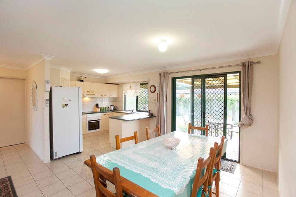 11 Lorikeet Place, WISHART QLD 4122, Wishart - Thumbnail 4