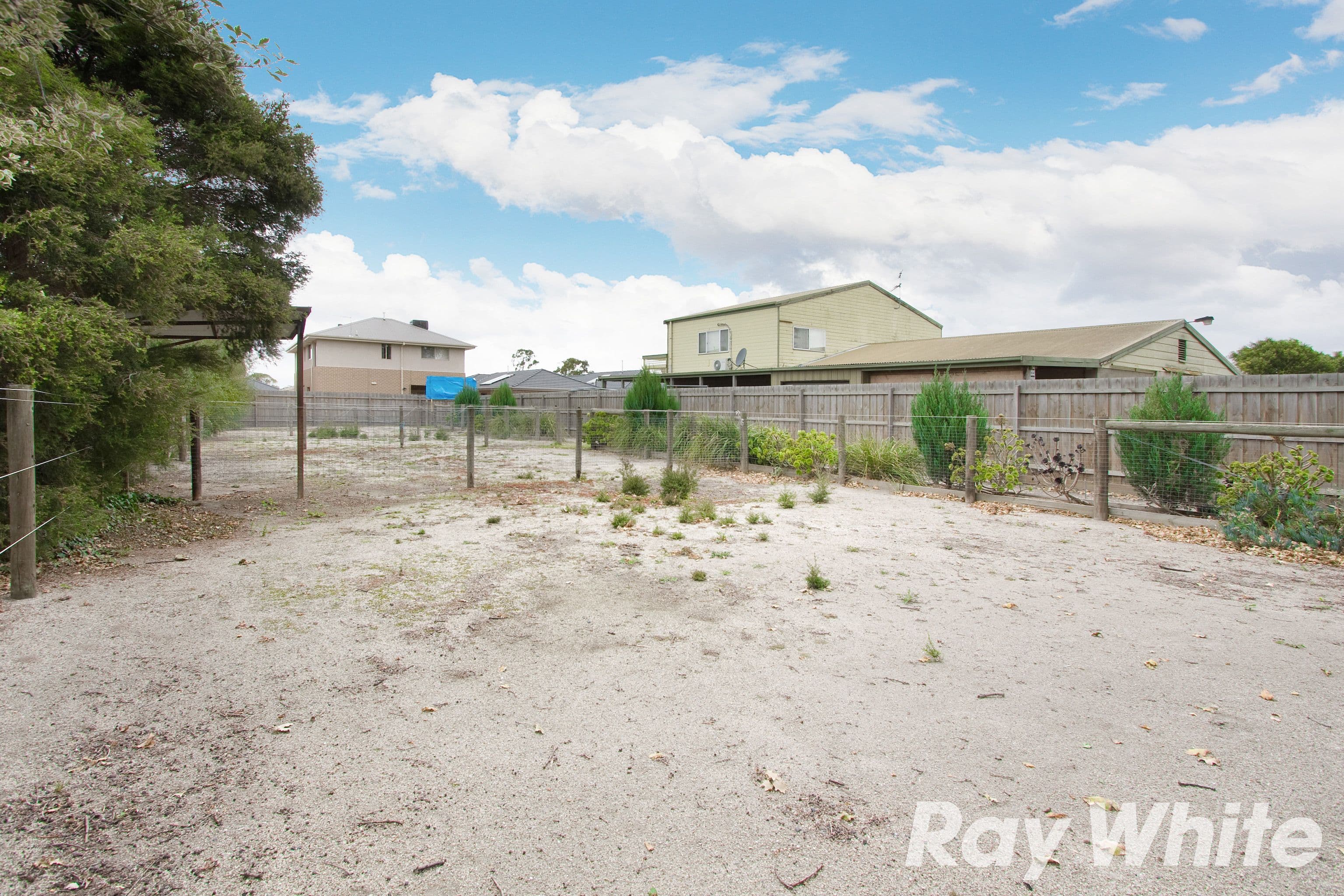 51 King Street, Pakenham VIC 3810, Pakenham - Thumbnail 5