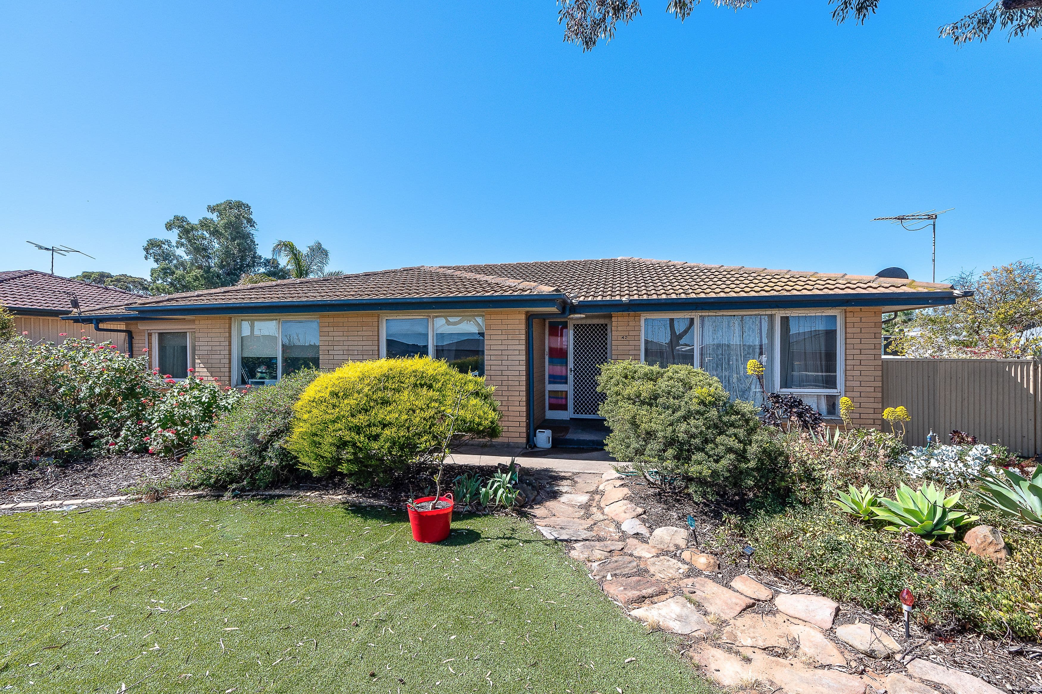 42 Hindmarsh Road, Murray Bridge SA 5253, Murray Bridge - Image 1