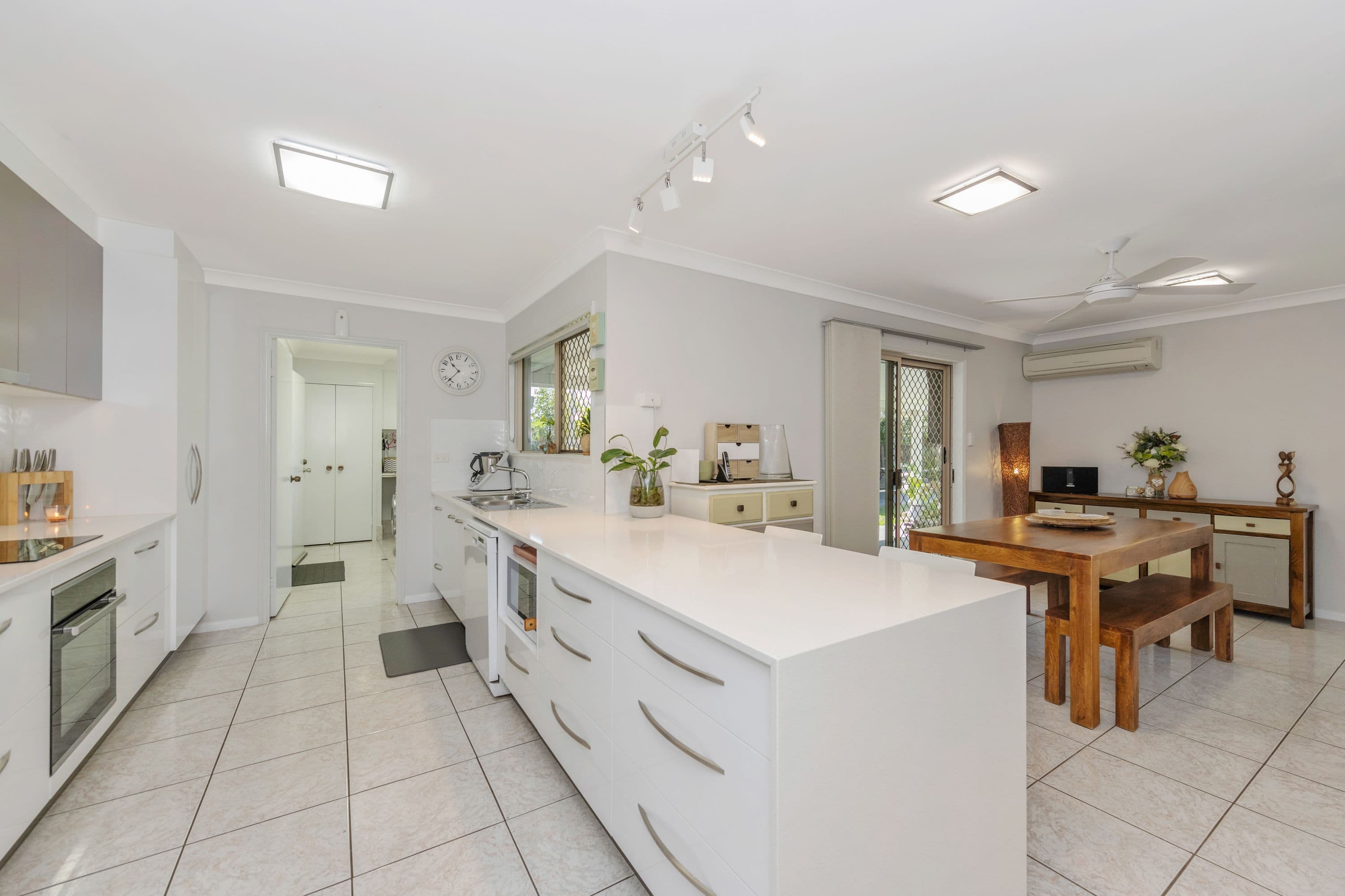 8 Bellbine Street, Kirwan QLD 4817, Kirwan - Image 1