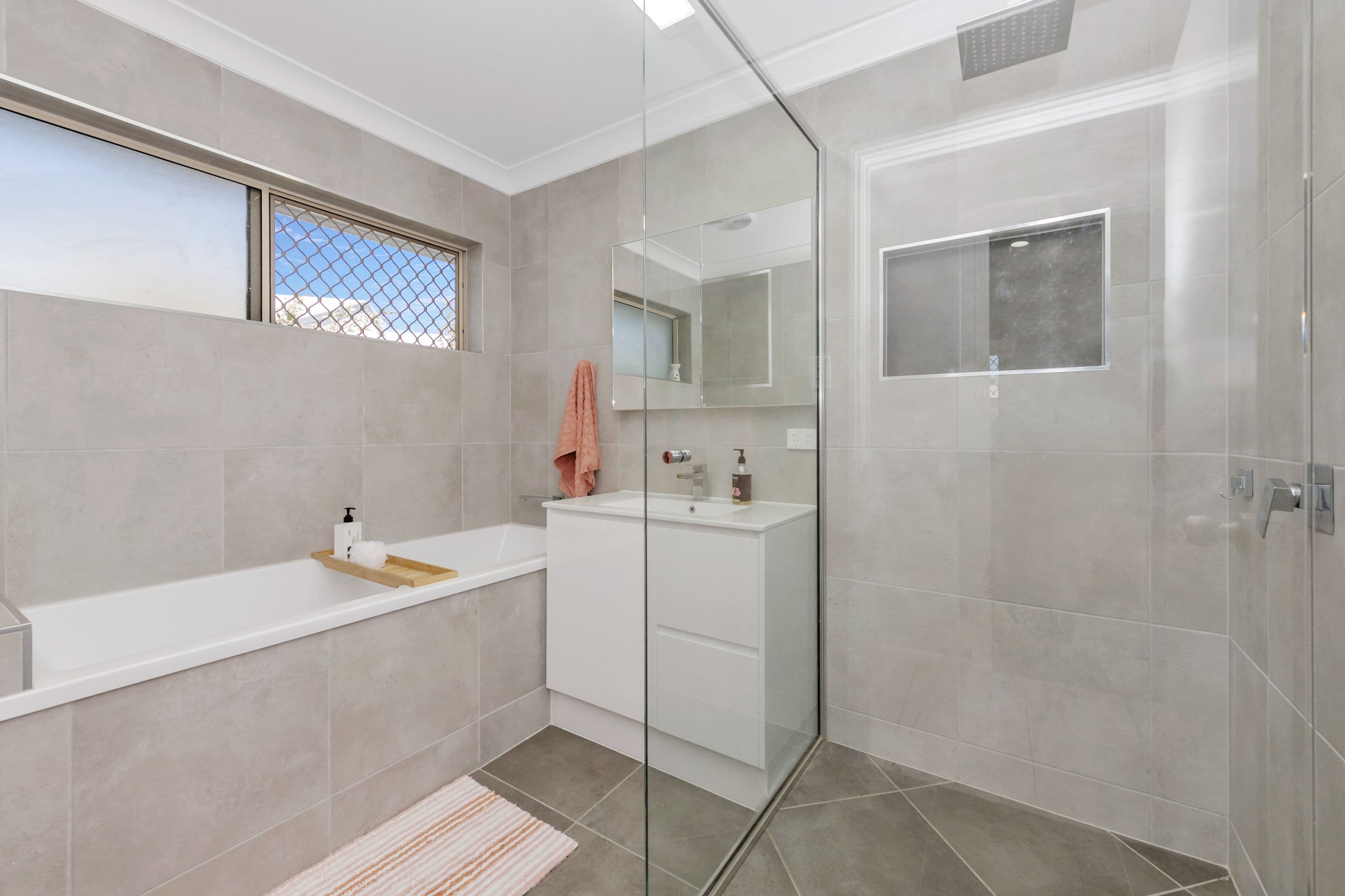 8 Bellbine Street, Kirwan QLD 4817, Kirwan - Thumbnail 6