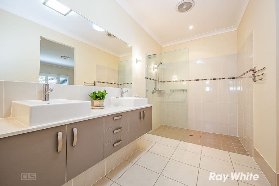 32 Dunebean Drive, Banksia Beach QLD 4507, Banksia Beach - Thumbnail 4