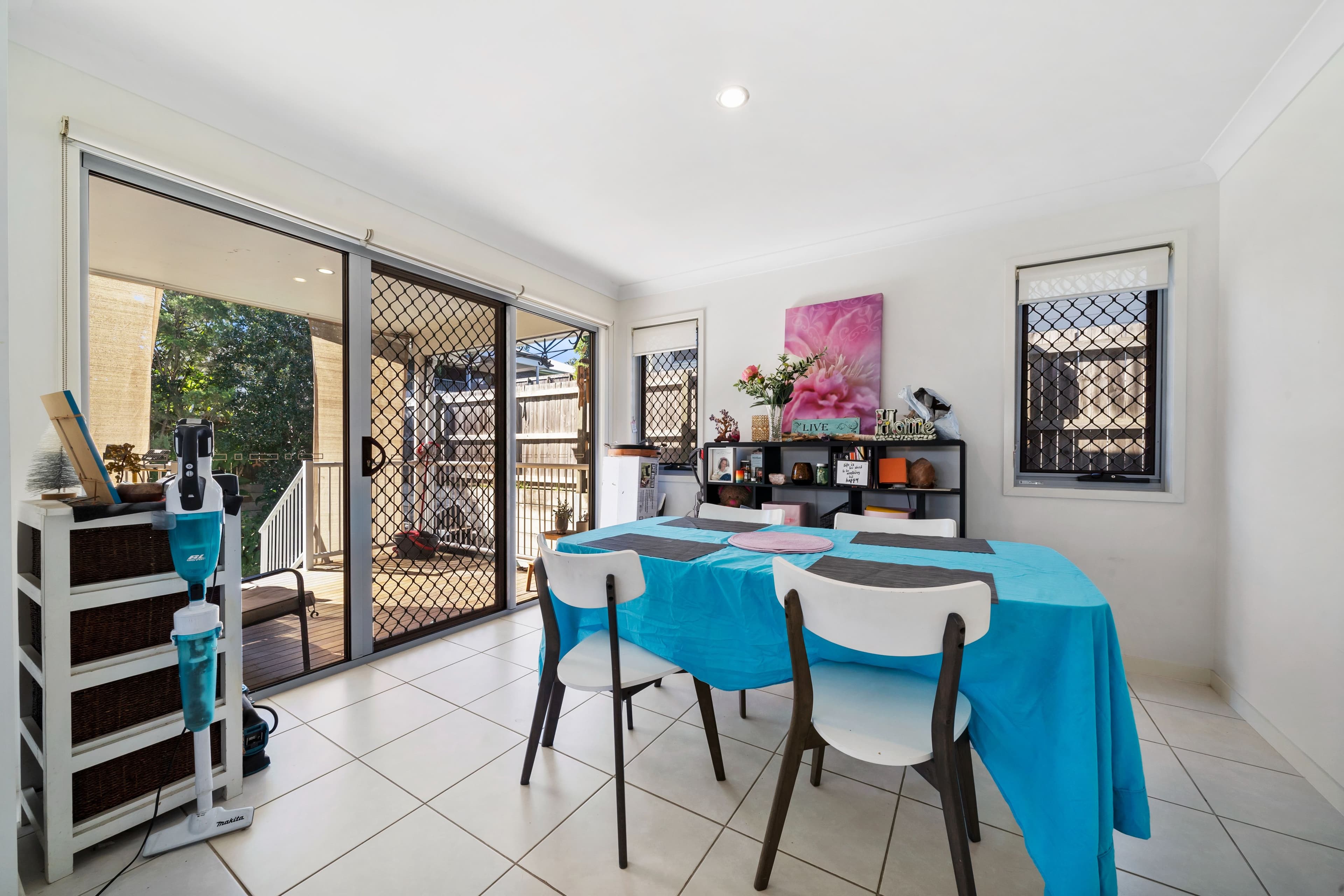 77 Willow Rise Drive, Waterford QLD 4133, Waterford - Thumbnail 5