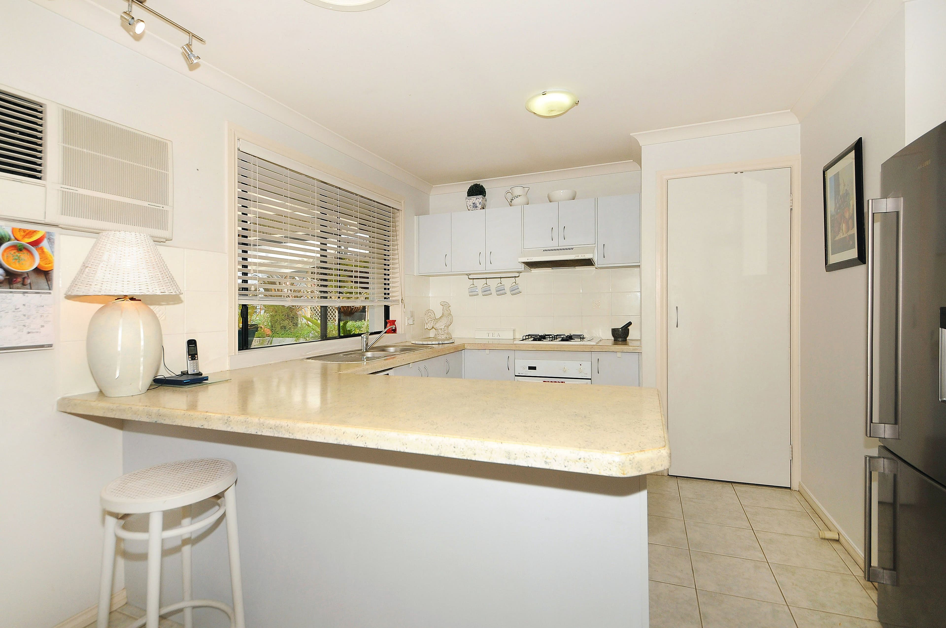 8 Spencer Drive, Carrum Downs VIC 3201, Carrum Downs - Thumbnail 3