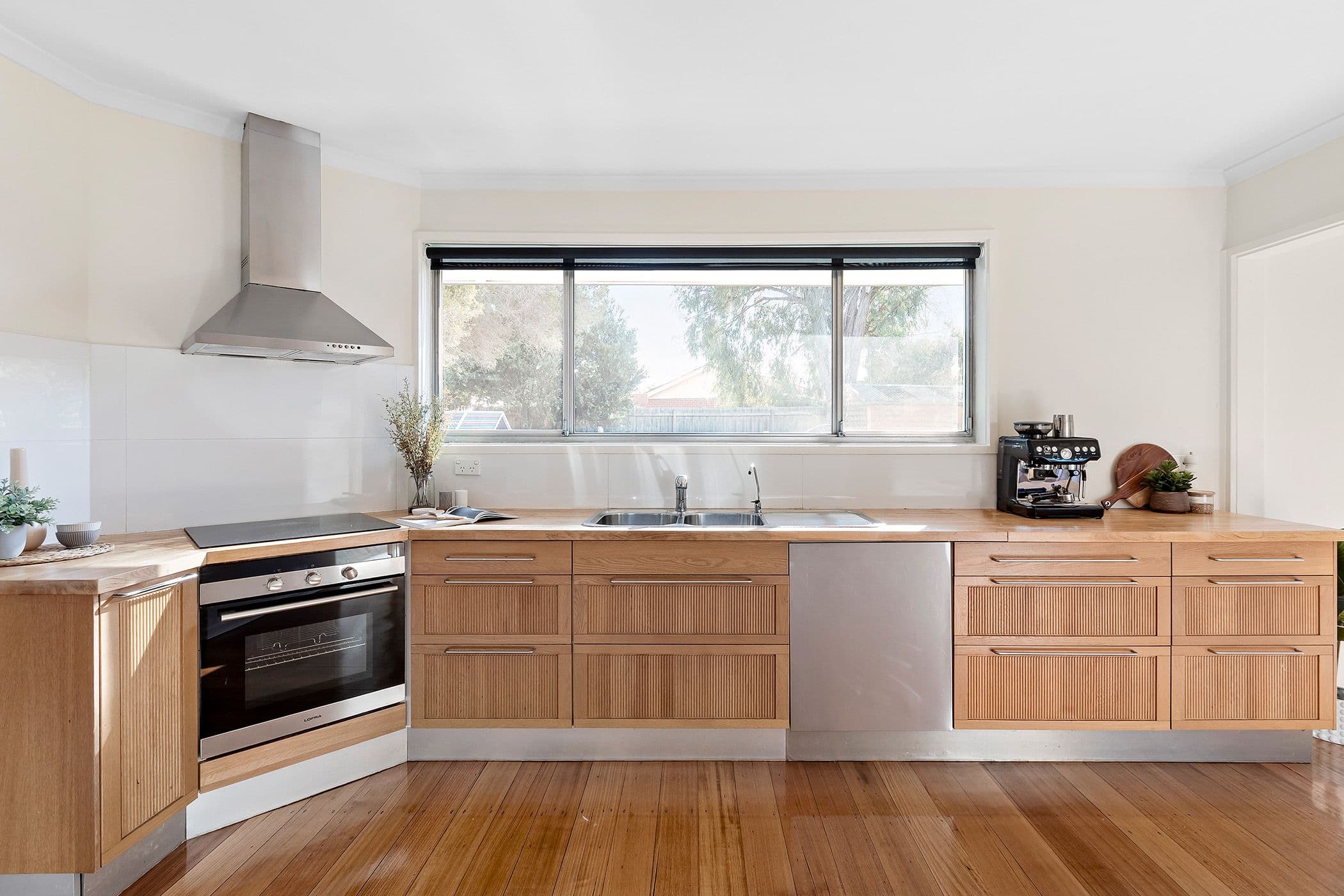 13 Torquay Avenue, Seaford VIC 3198, Seaford - Thumbnail 4
