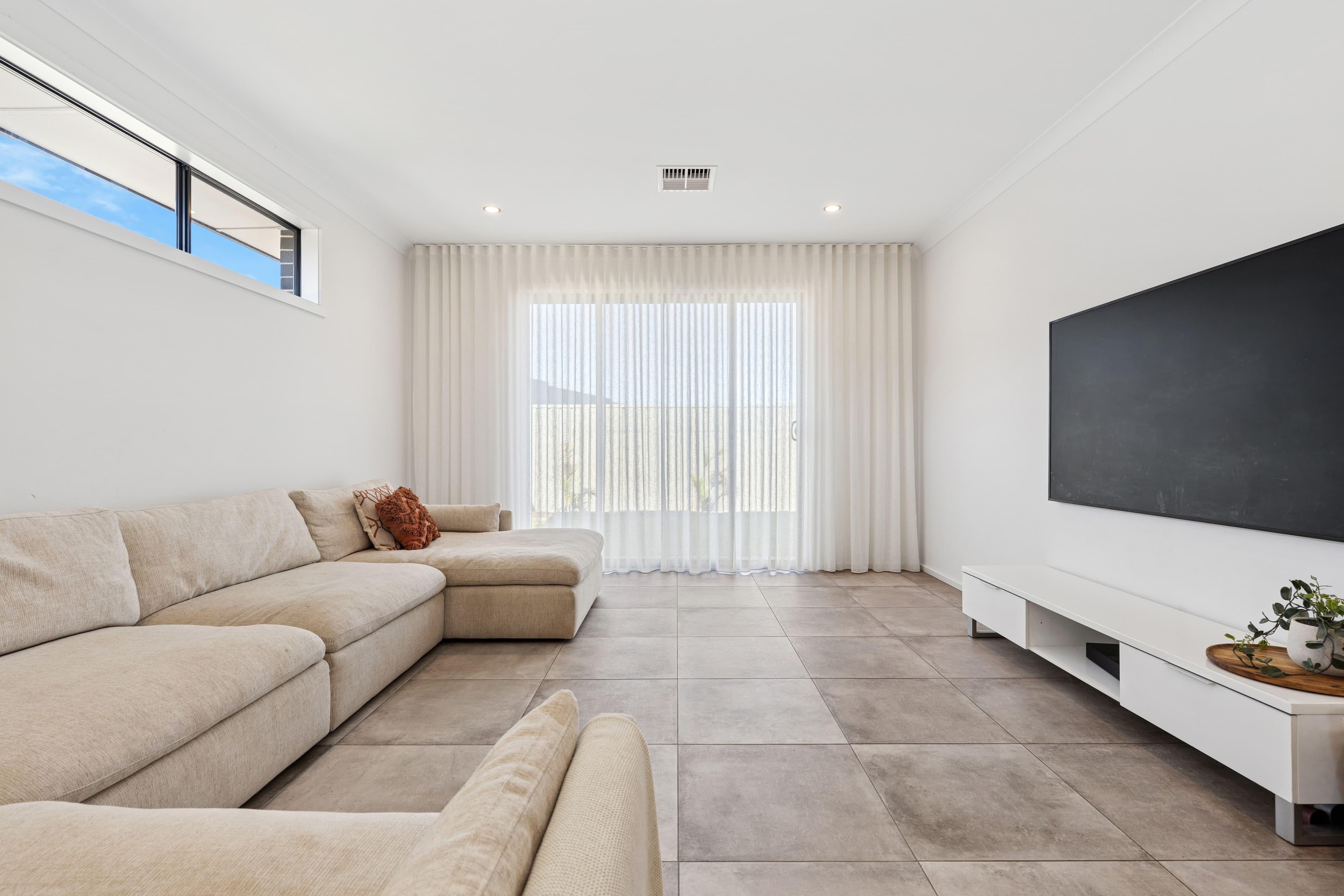 3 Harlequin Place, Seaford Heights SA 5169, Seaford Heights - Thumbnail 4