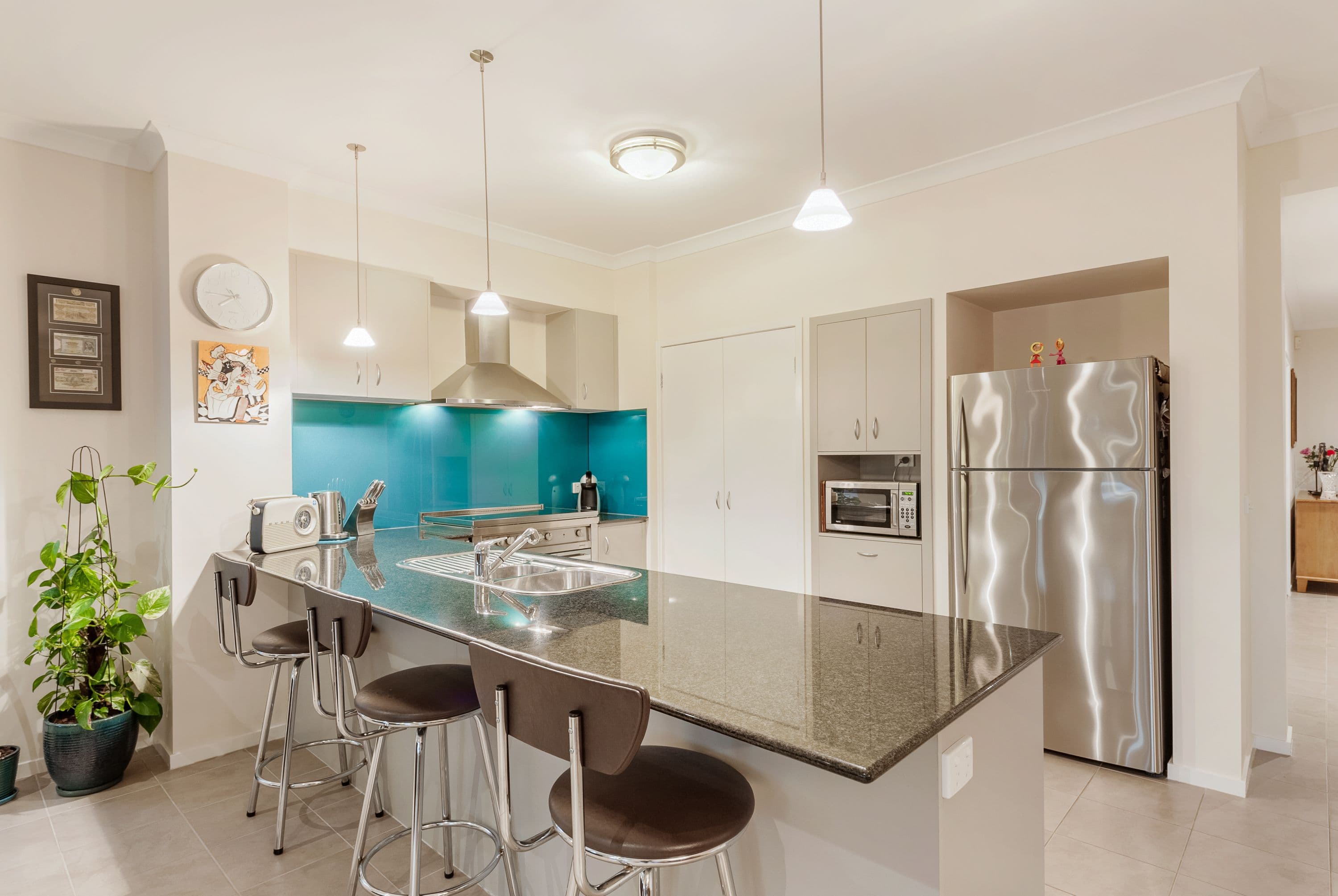 25 Coliban Gardens, Caroline Springs VIC 3023, Caroline Springs - Thumbnail 7