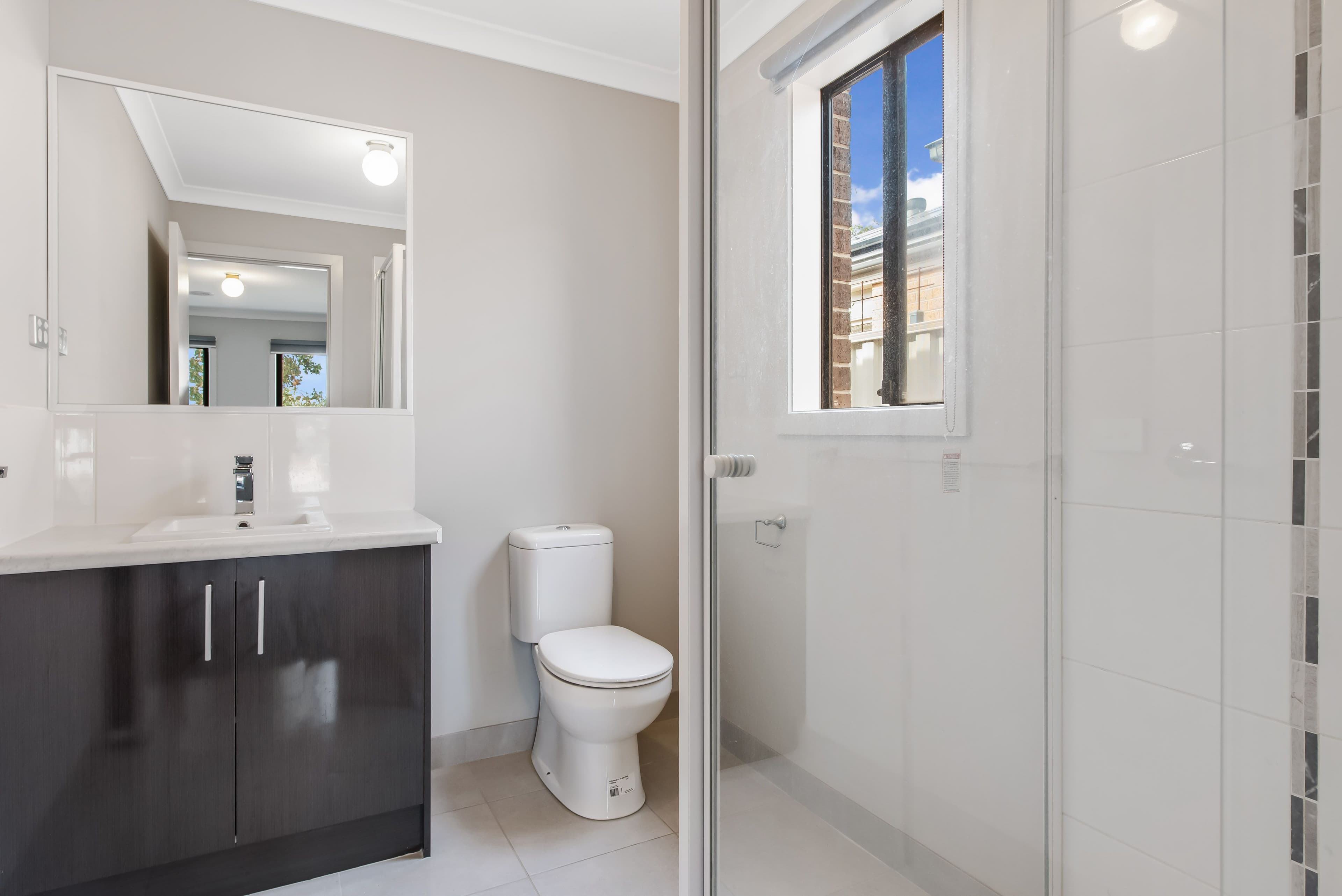 37 Willowtree Drive, Pakenham VIC 3810, Pakenham - Thumbnail 7