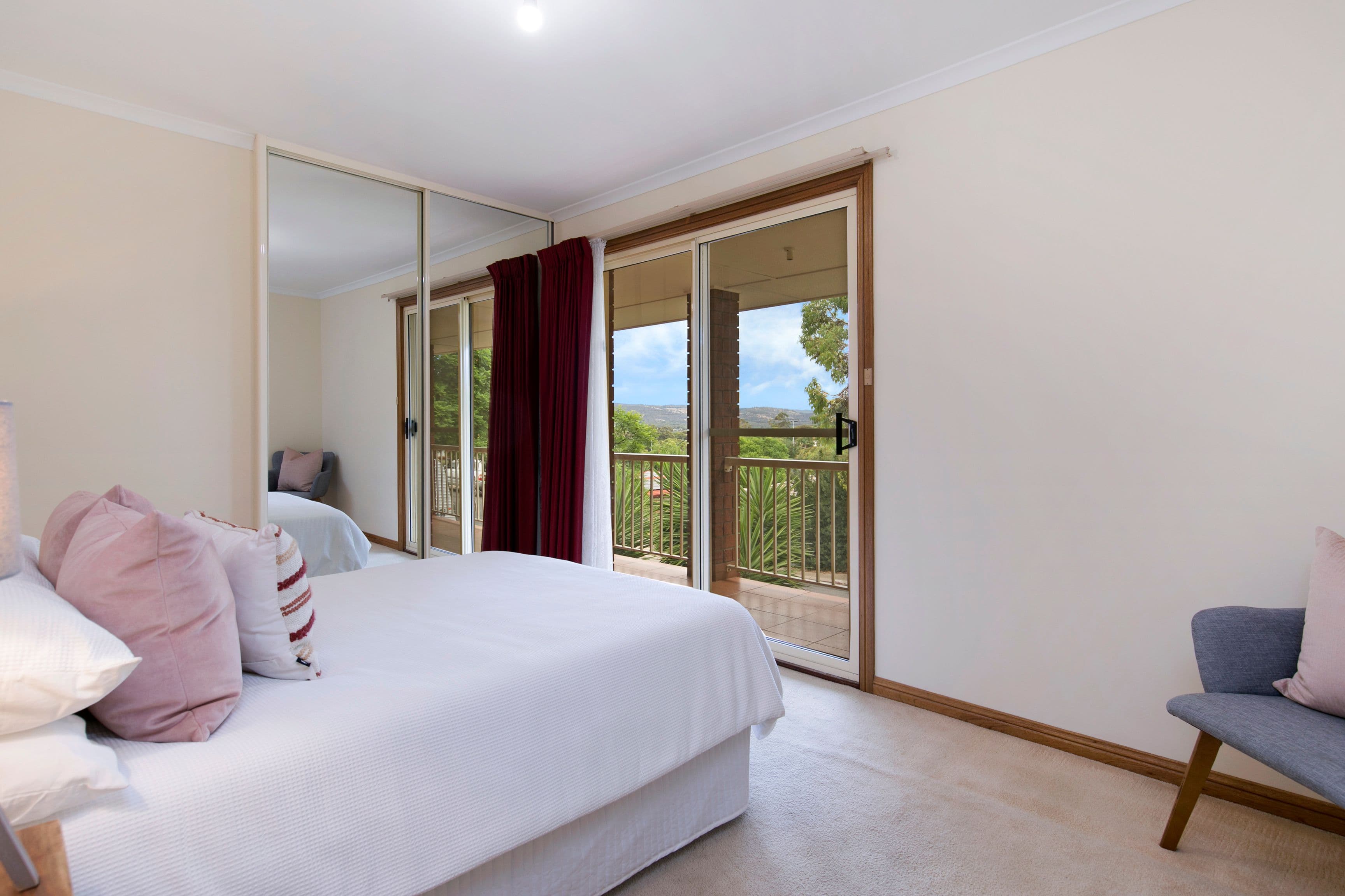 8 Neuville Court, Wynn Vale SA 5127, Wynn Vale - Thumbnail 4